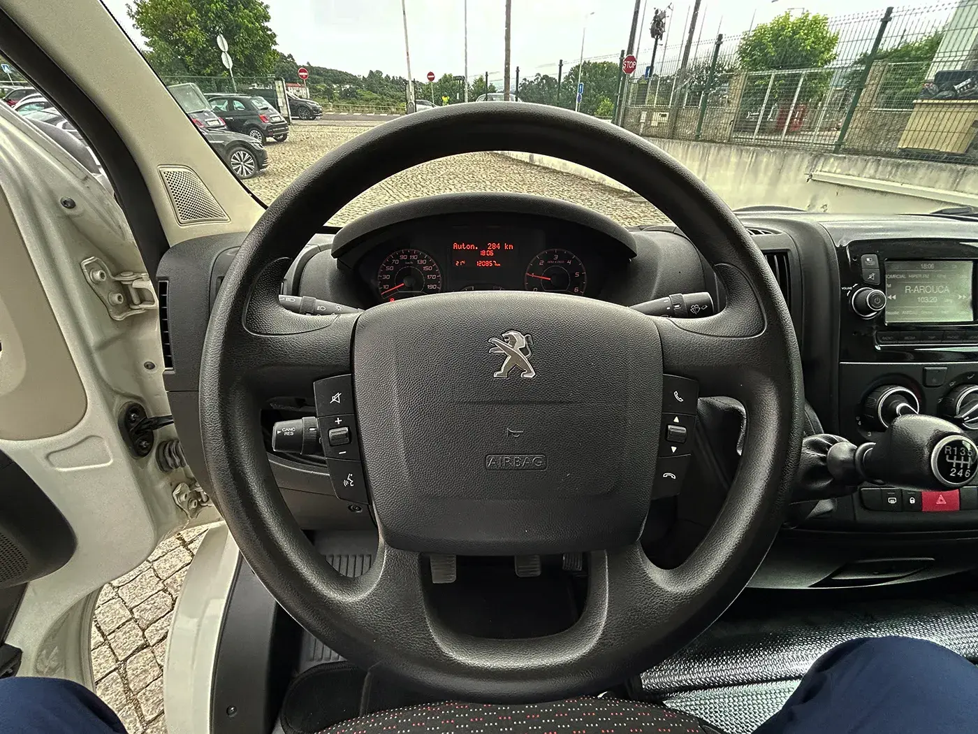 Peugeot Boxer 2.2 BlueHDi 333 L2 CD 13