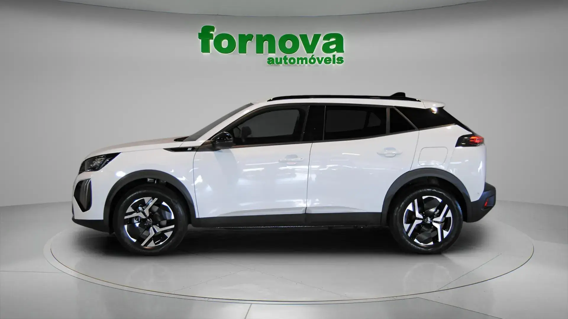 Peugeot e-2008 50 kWh Allure Pack 9