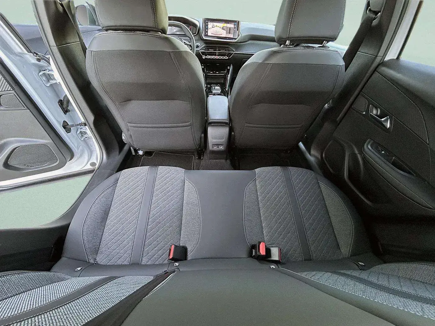 Peugeot e-2008 50 kWh Allure Pack 25