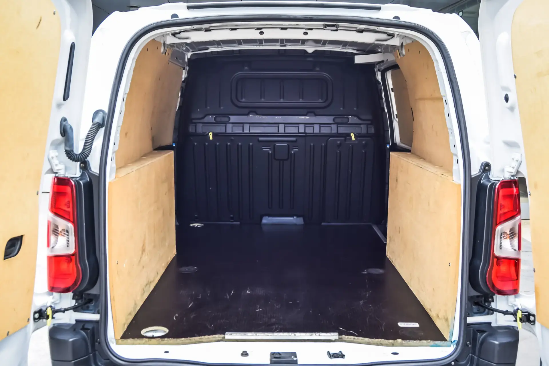 Peugeot Partner 1.5 BlueHDi Longa 9