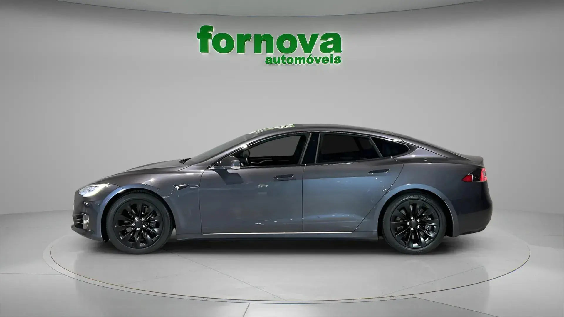 Tesla Model S 75D 9