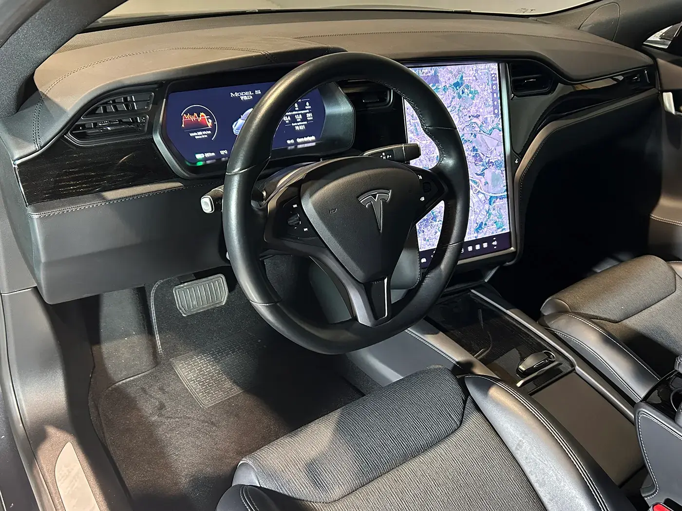 Tesla Model S 75D 11