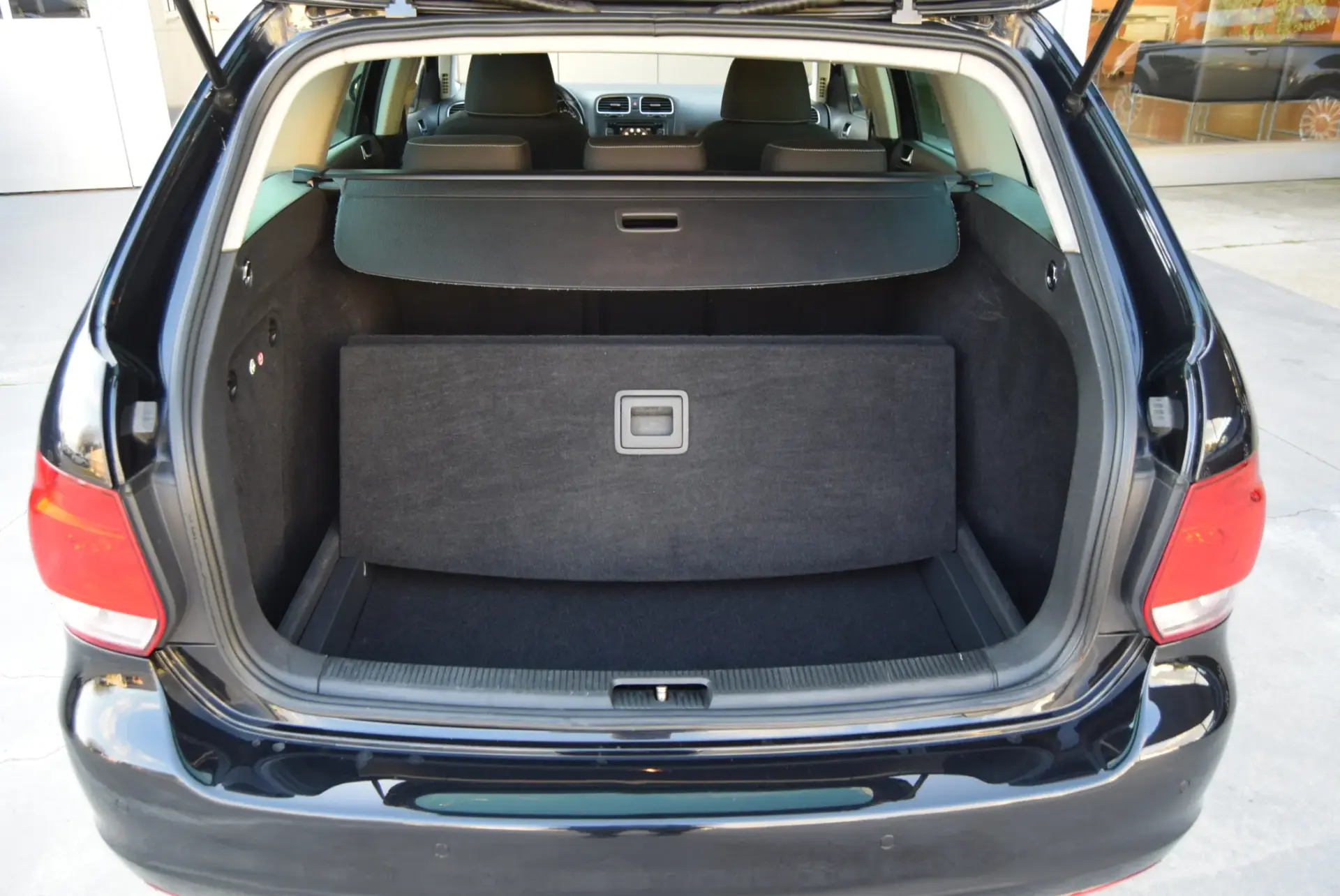Volkswagen Golf Variant 2.0 TDi Highline DSG 27