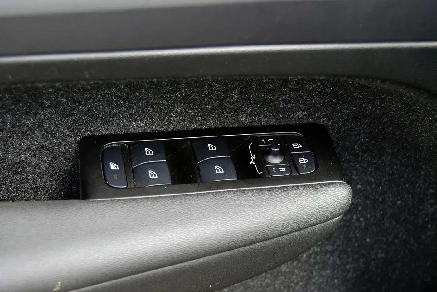 Volvo XC 40 1.5 T5 PHEV Inscription Expression 21