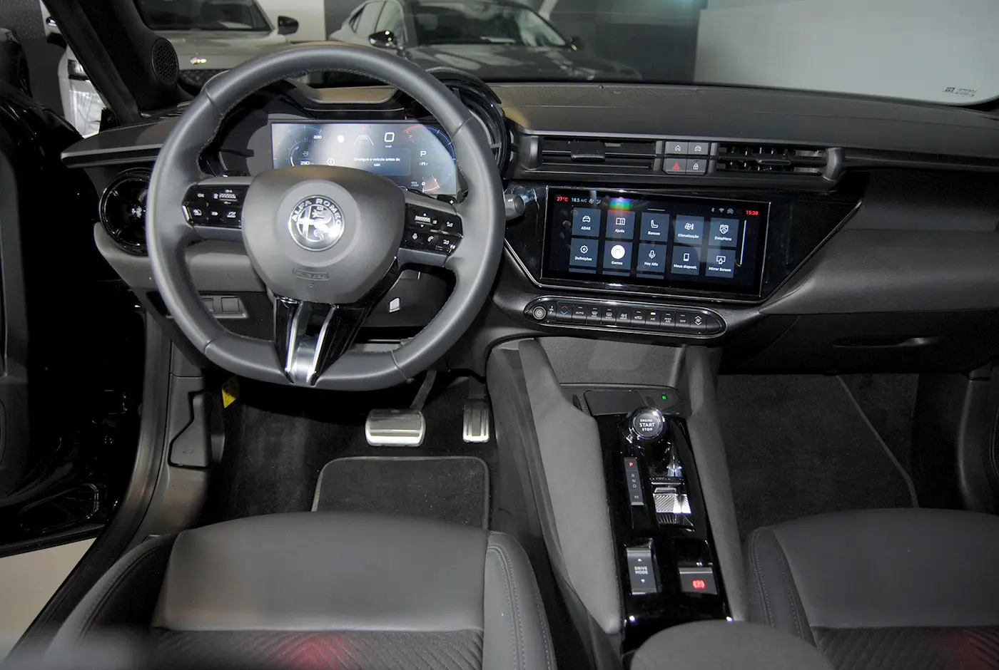 Alfa Romeo Junior 1.2 Speciale eDCT6 41
