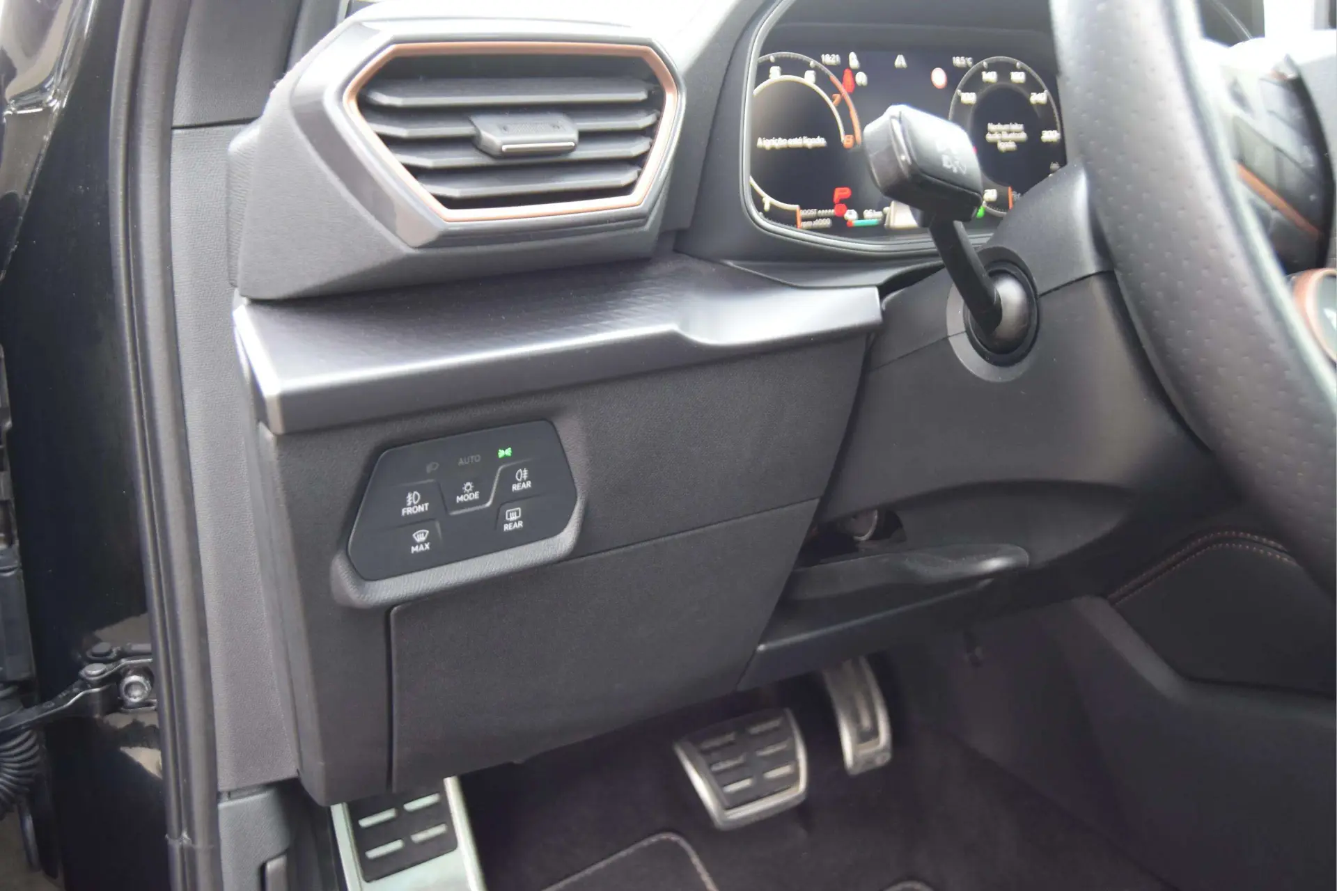 Cupra Leon ST 1.5 e-Hybrid DSG 16