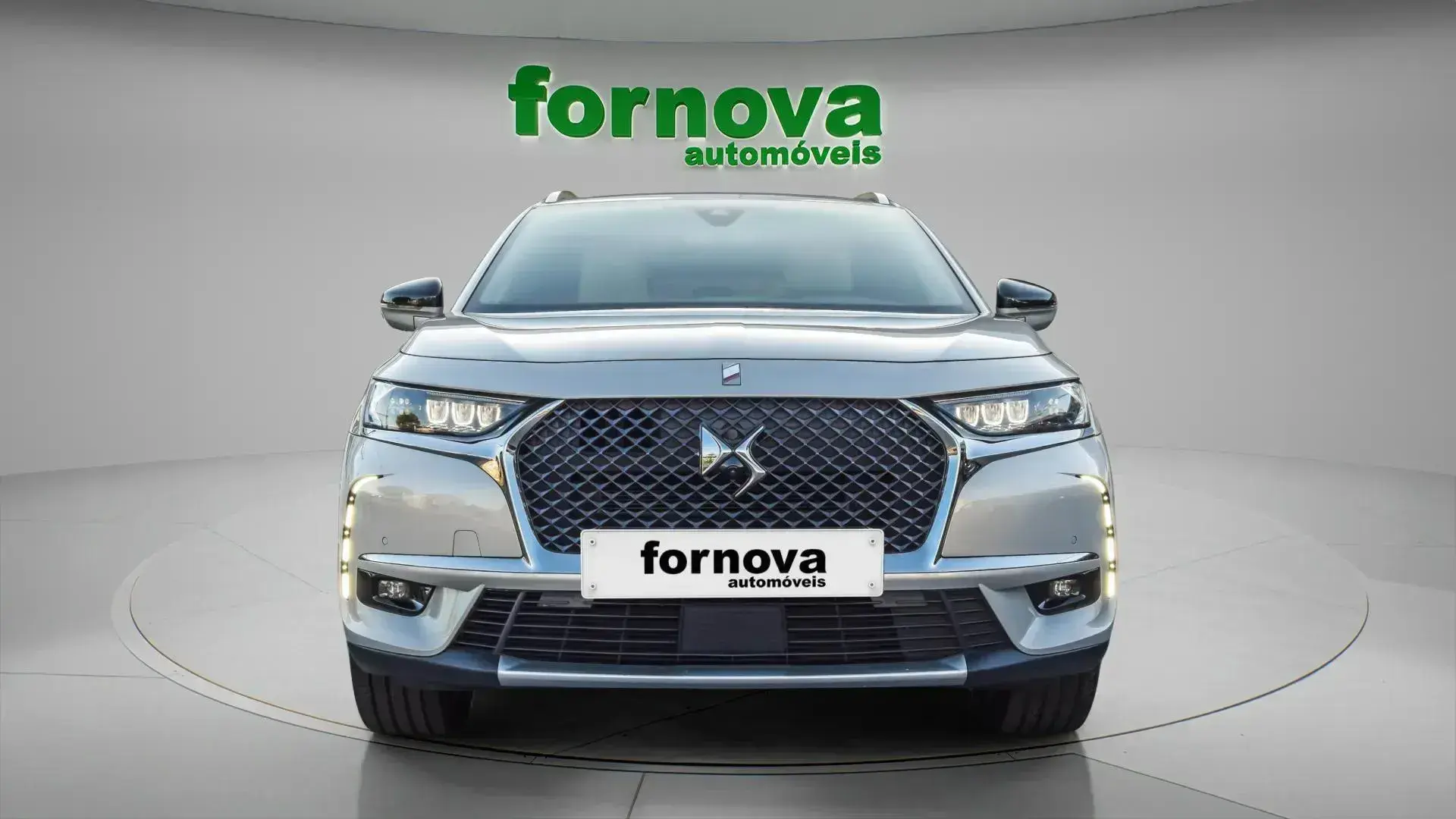 DS DS7 Crossback E-Tense 4x4 Opera 300cv 8