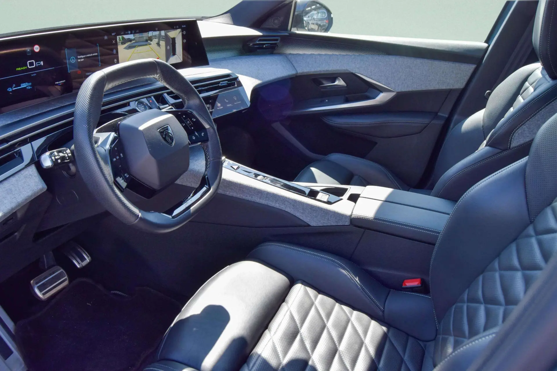 Peugeot E-5008 73 kWh GT 24