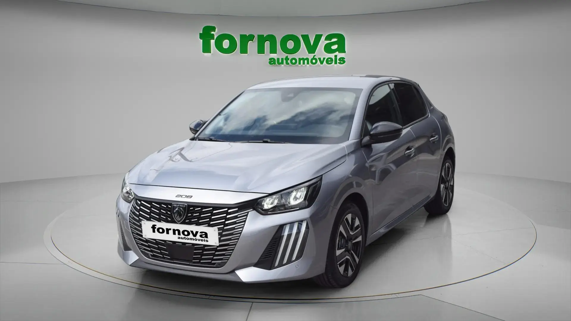 Peugeot 208 1.2 Hybrid Allure e-DCS6 1