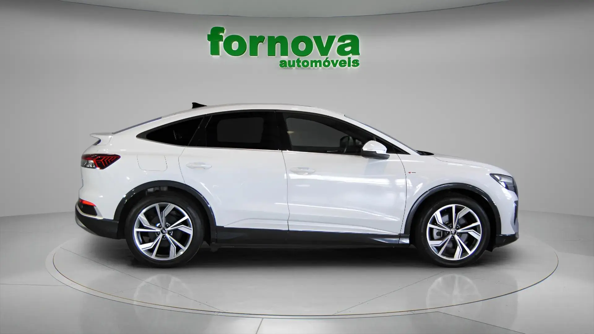Audi Q4 Sportback e-tron 45 82 kWh SE S-Line Plus 4