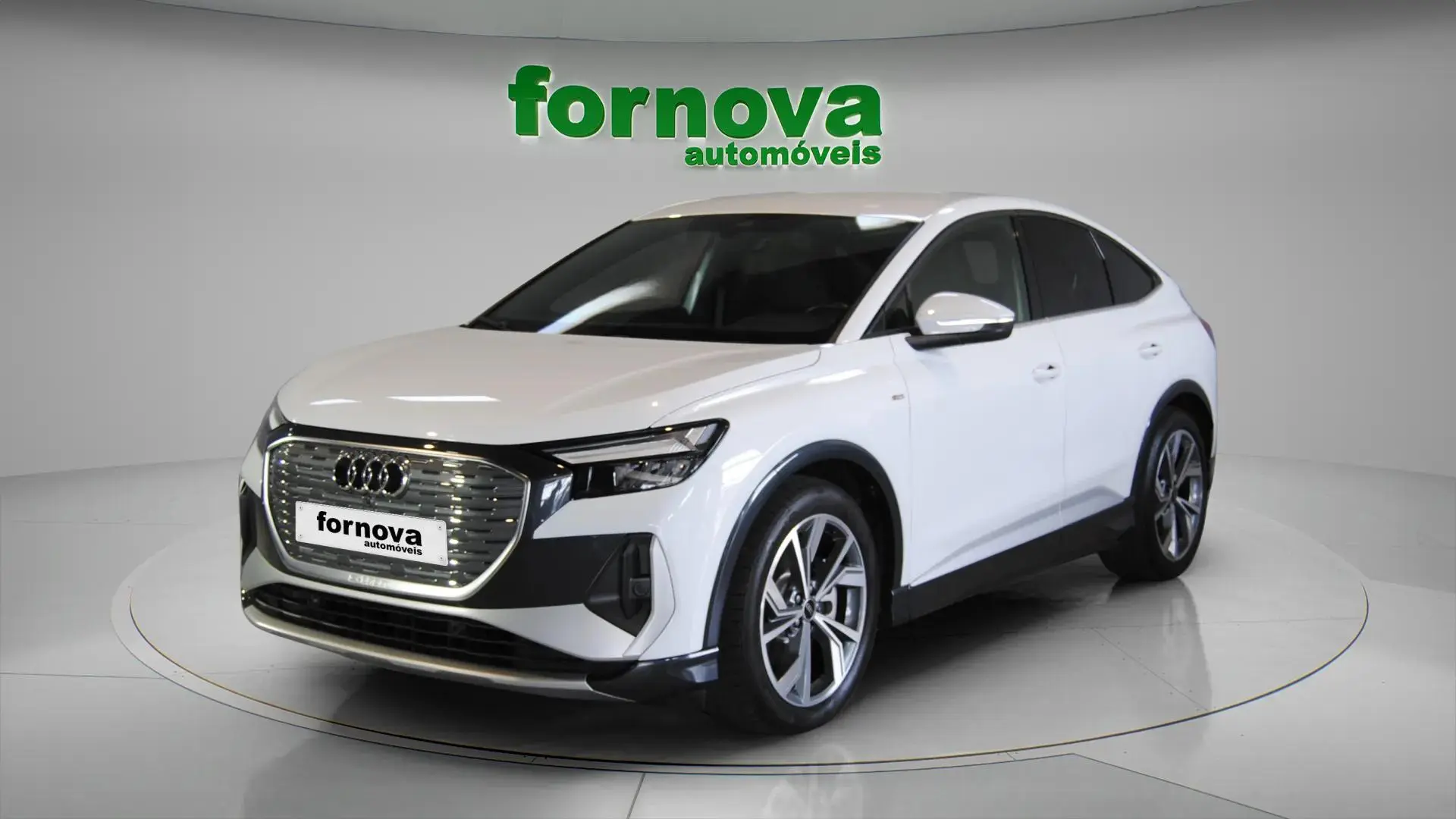 Audi Q4 Sportback e-tron 45 82 kWh SE S-Line Plus 1