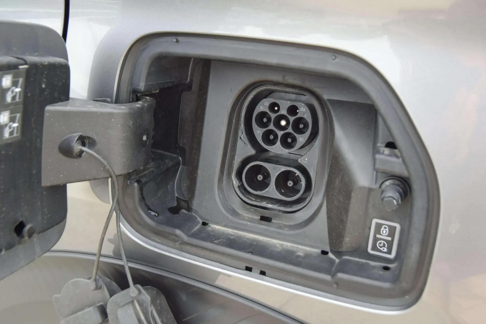 Citroen e-C3 44 kWh Autonomia Conforto Max 42