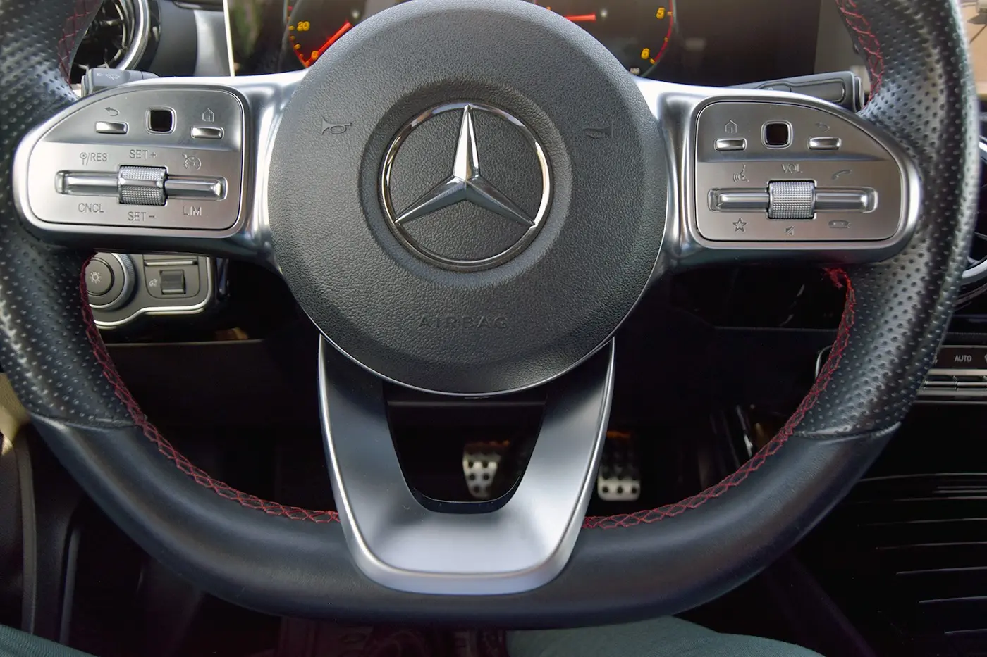 Mercedes-Benz A 180 d AMG Line Aut. 34