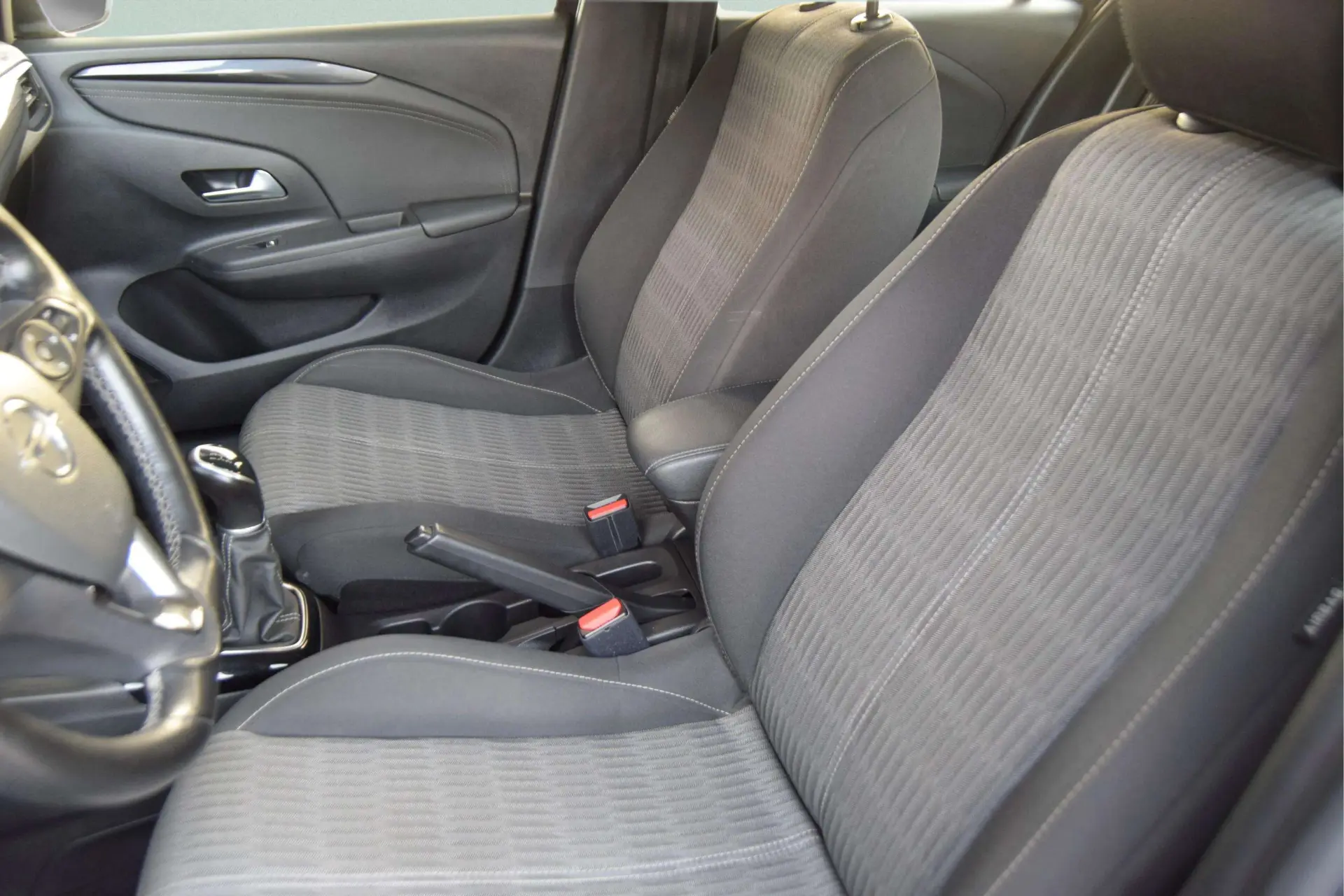 Opel Corsa 1.2 Business Edition 23