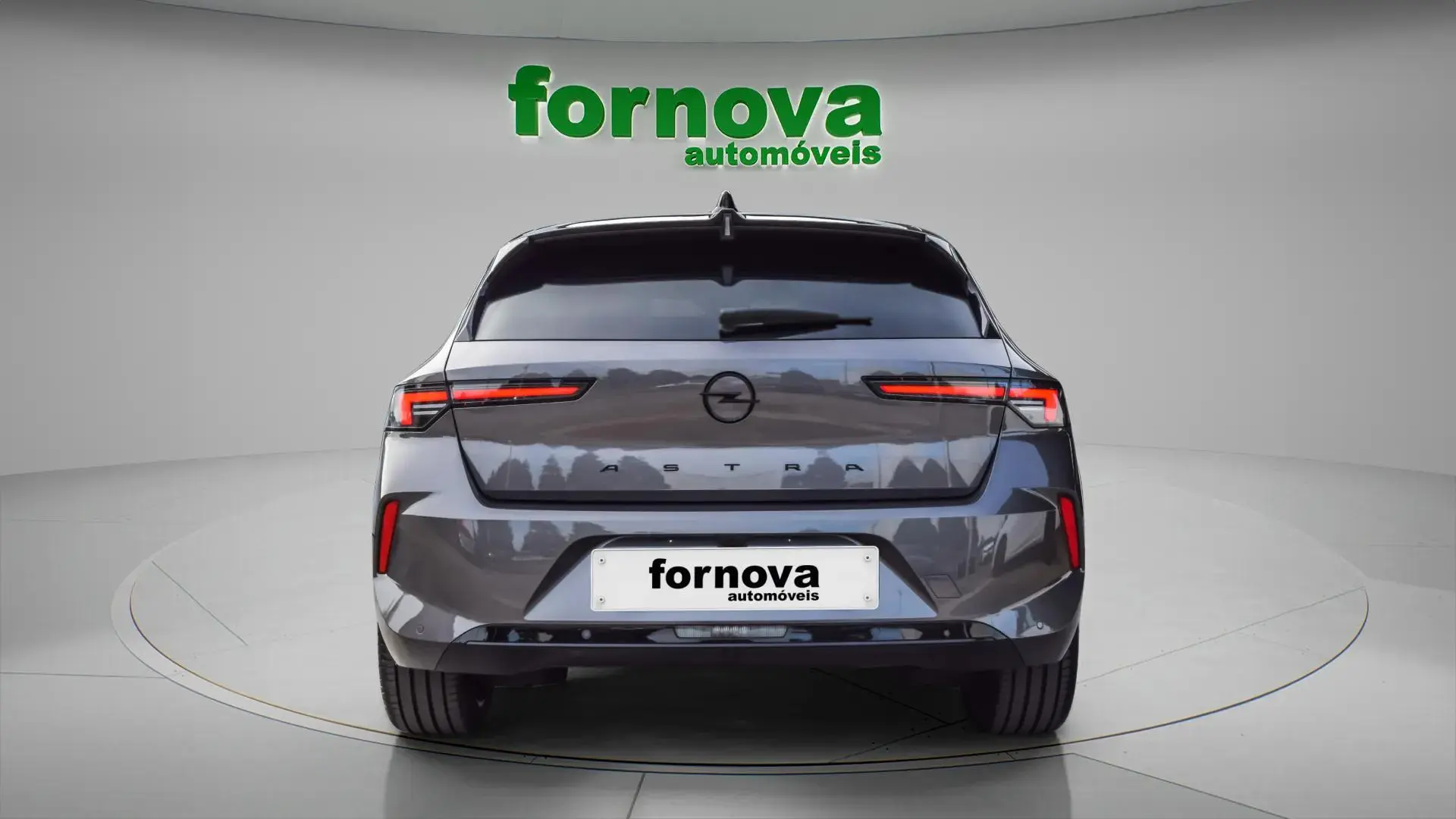 Opel Astra 1.2 T GS Line 9