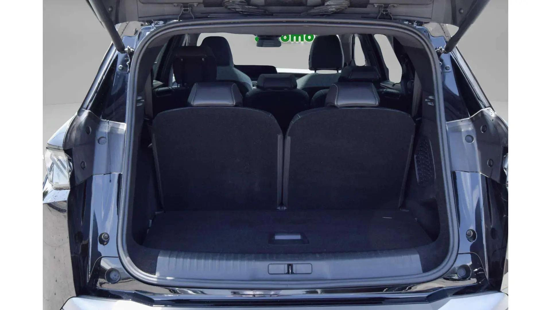 Peugeot E-5008 73 kWh GT 29