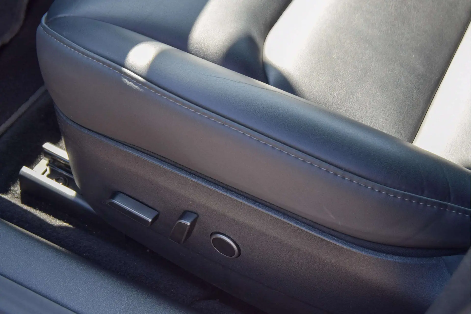 Tesla Model 3 Long-Range AWD Dual Motor 24