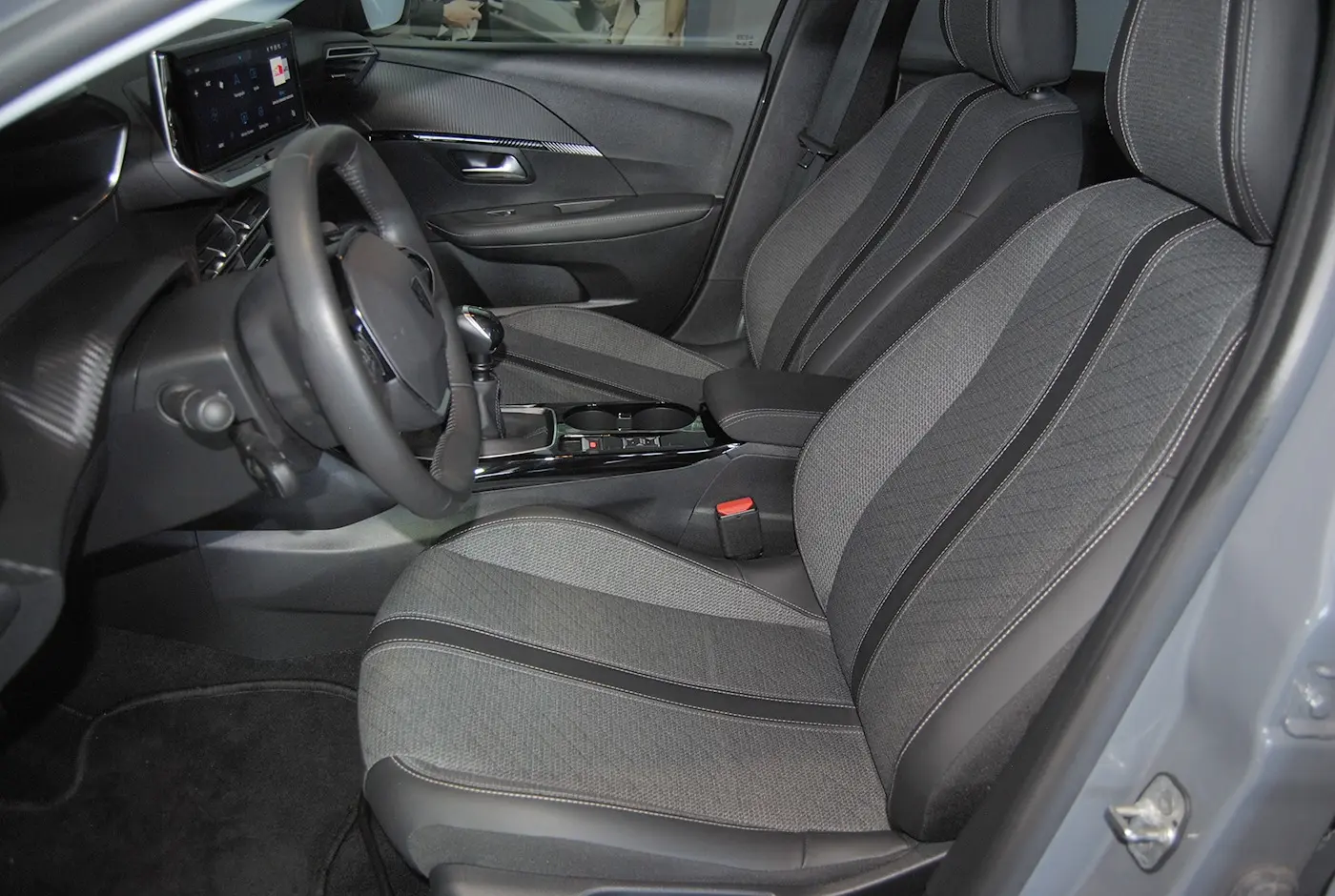 Peugeot 208 1.2 PureTech Allure Pack 15