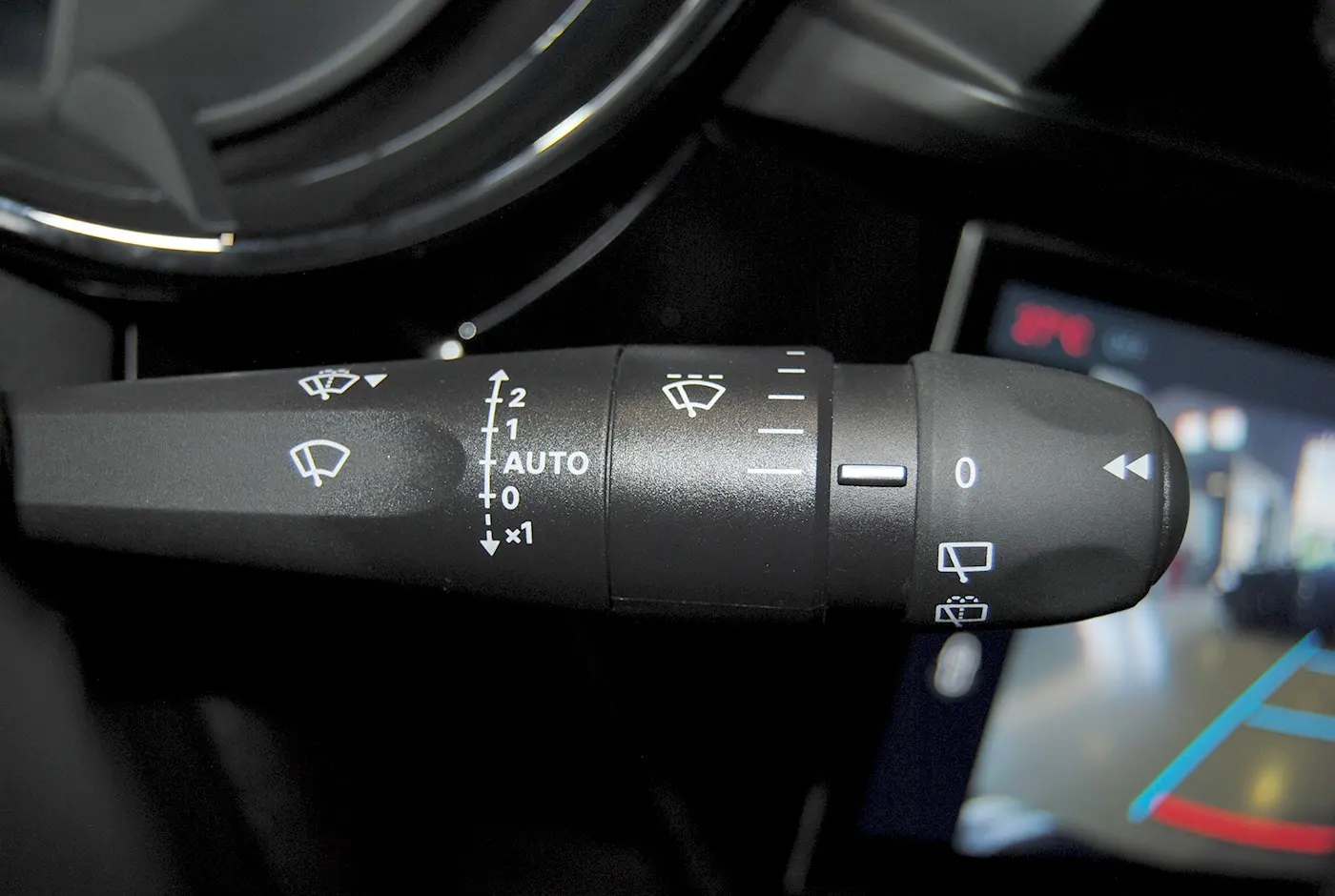 Alfa Romeo Junior 1.2 Speciale eDCT6 27