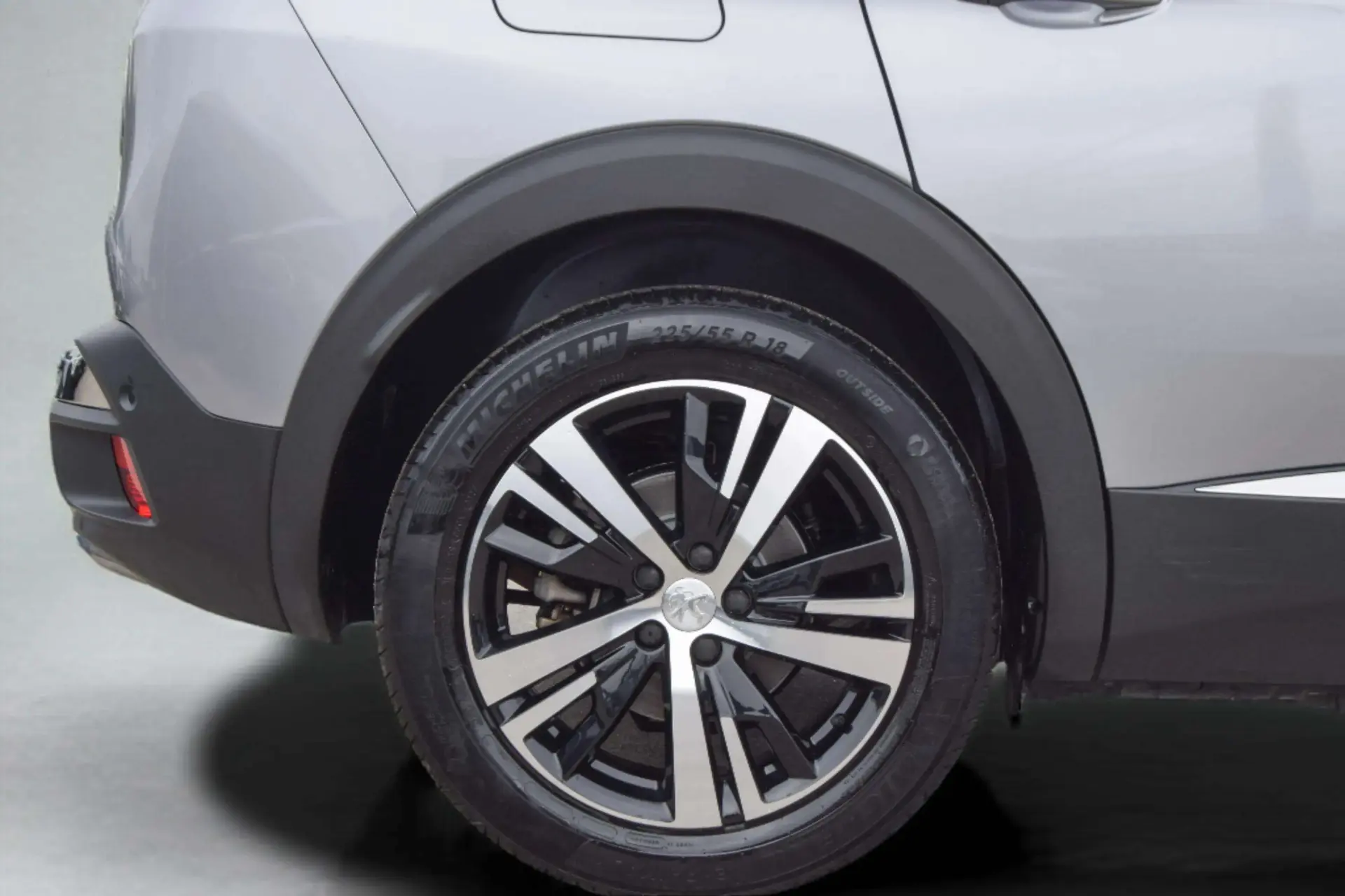 Peugeot 3008 1.6 Hybrid GT e-EAT8 33
