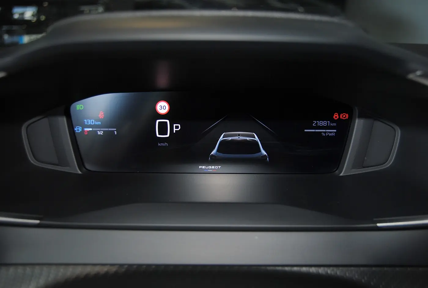 Peugeot 208 1.2 Hybrid Allure e-DCS6 27