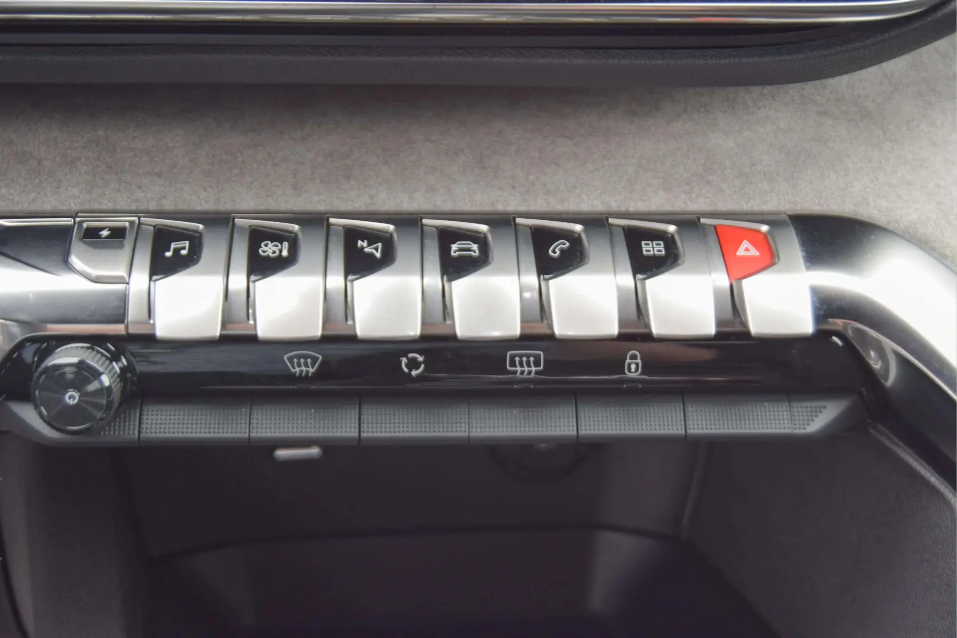 Peugeot 3008 1.6 Hybrid GT e-EAT8 23
