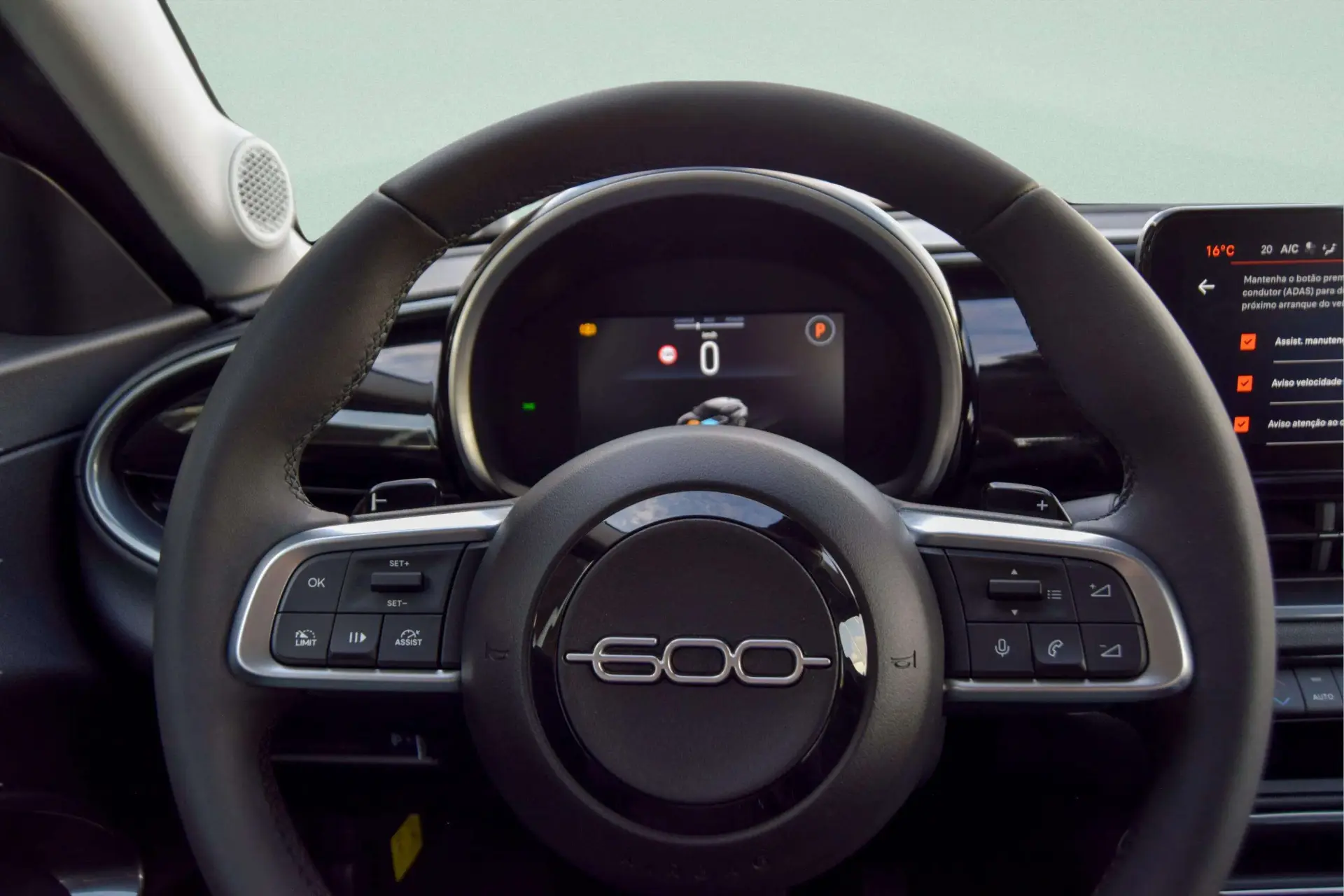 Fiat 600 1.2 Hybrid Icon 11