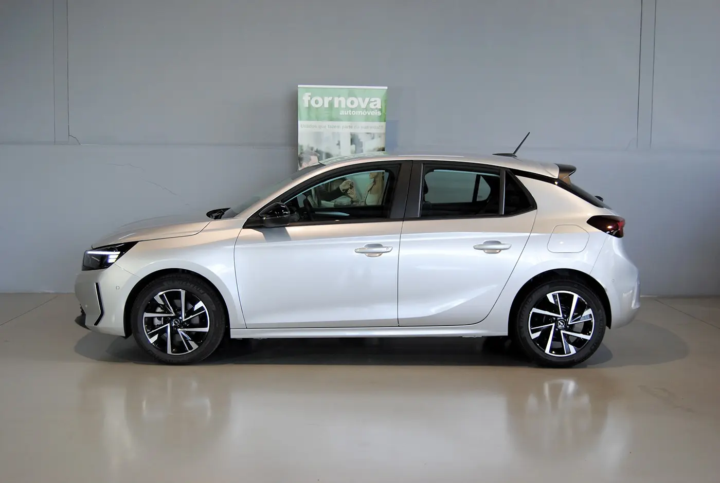Opel Corsa 1.2 T Edition 9