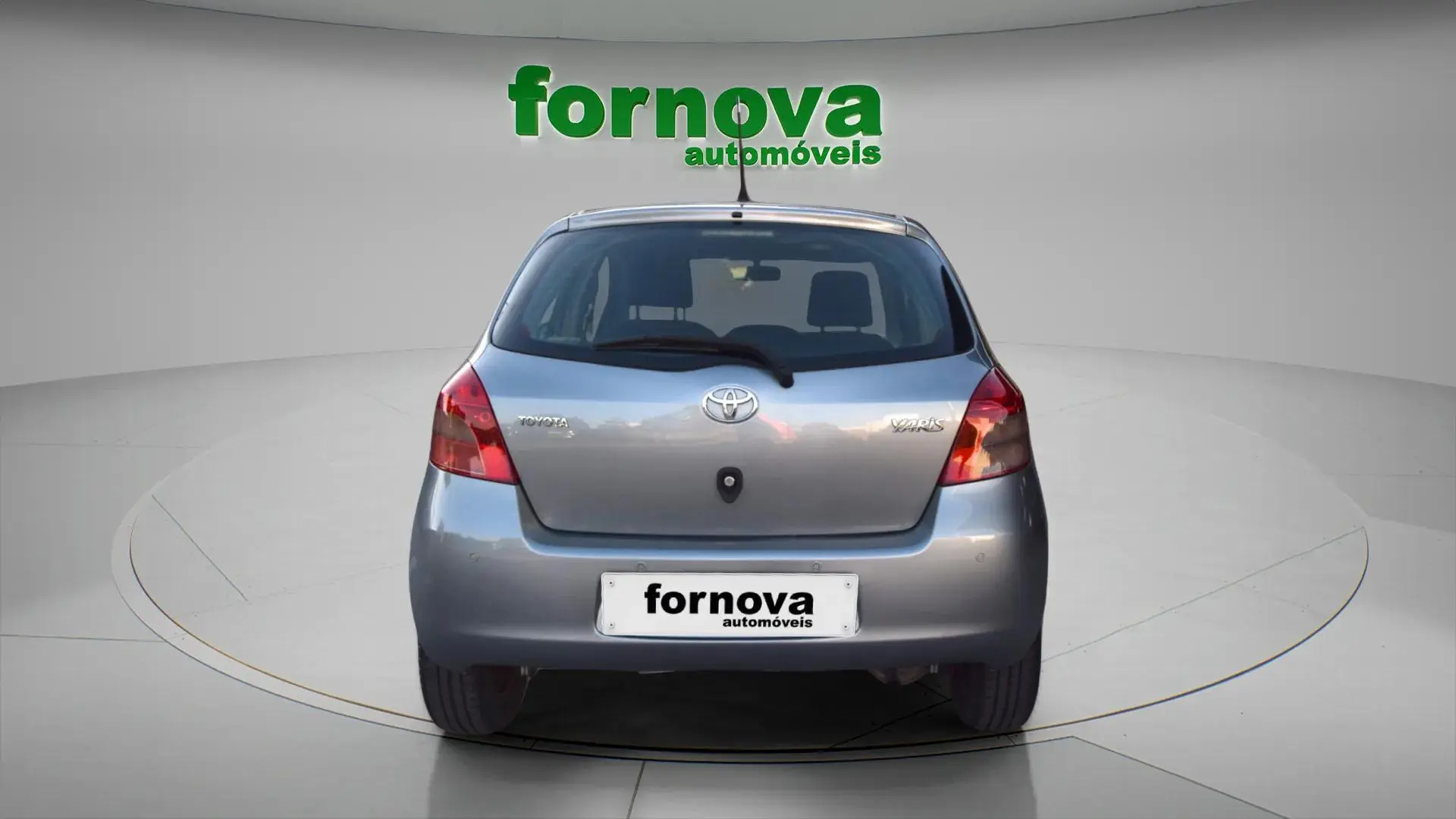 Toyota Yaris 1.0 VVT-i Sol 5