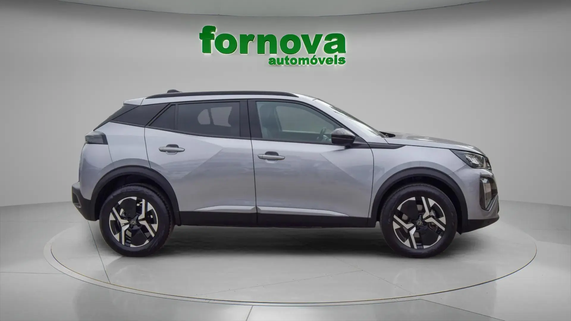 Peugeot 2008 1.2 Hybrid Allure e-DCS6 4