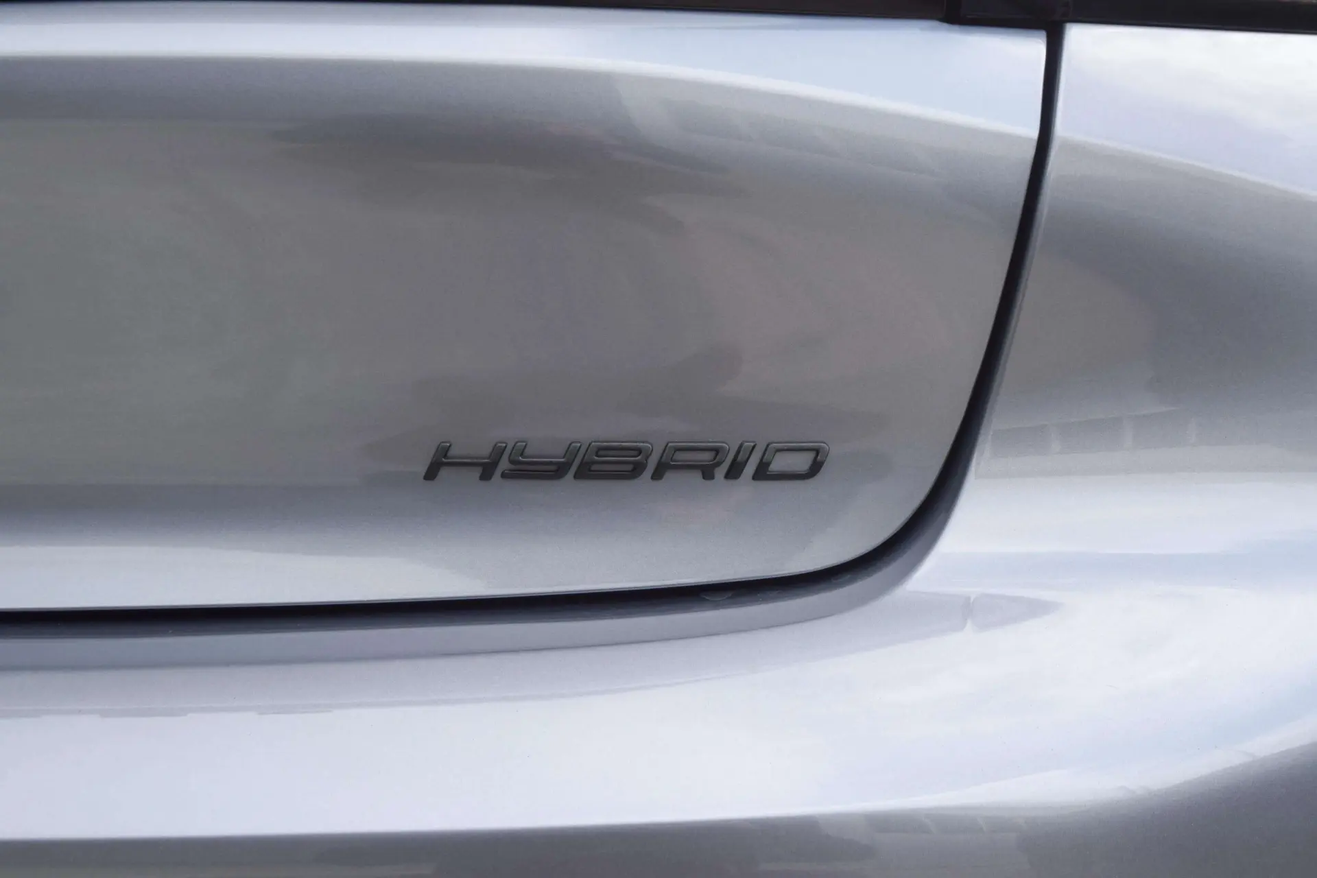 Peugeot 208 1.2 Hybrid Allure e-DCS6 20