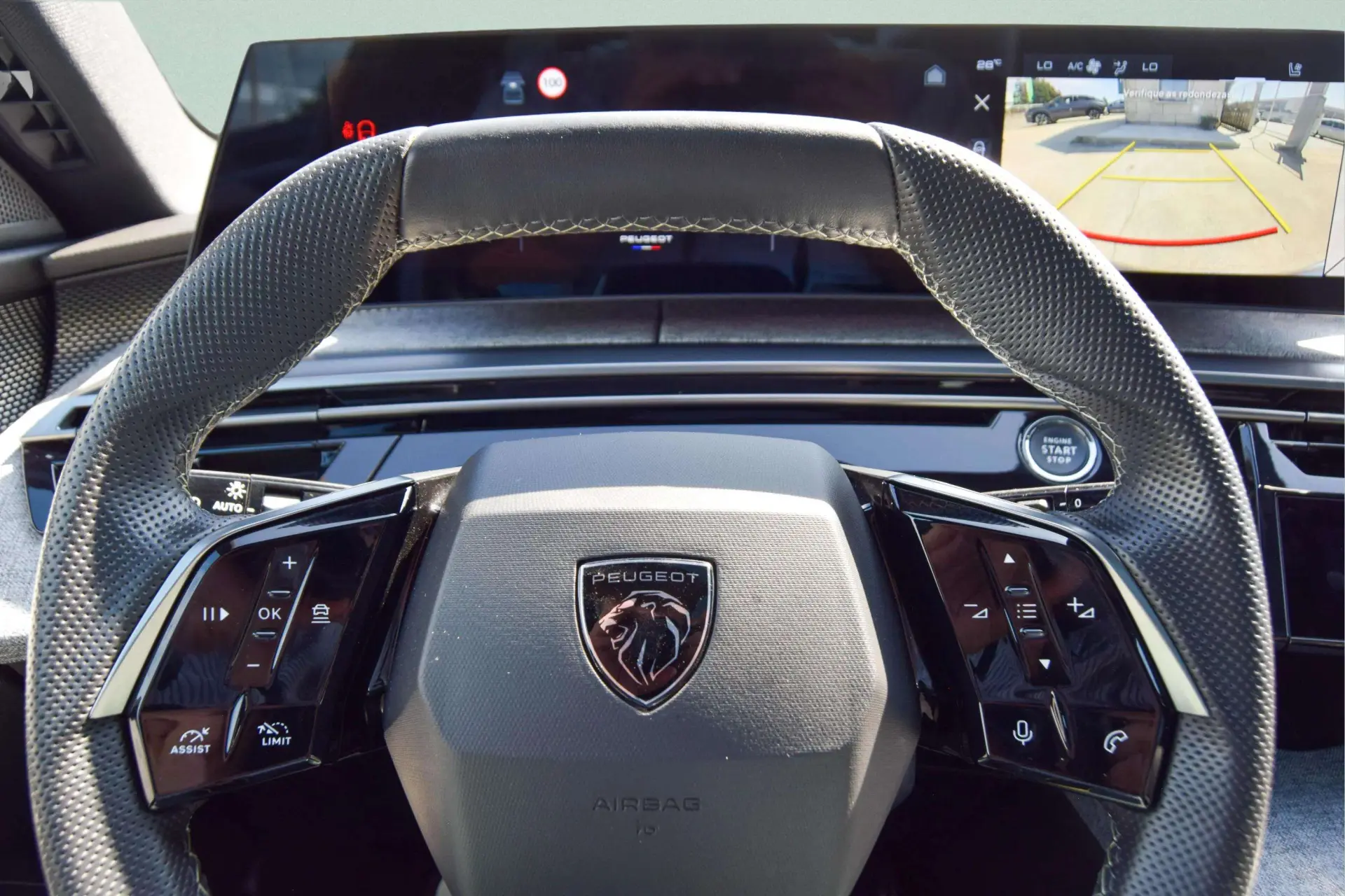 Peugeot E-5008 73 kWh GT 29