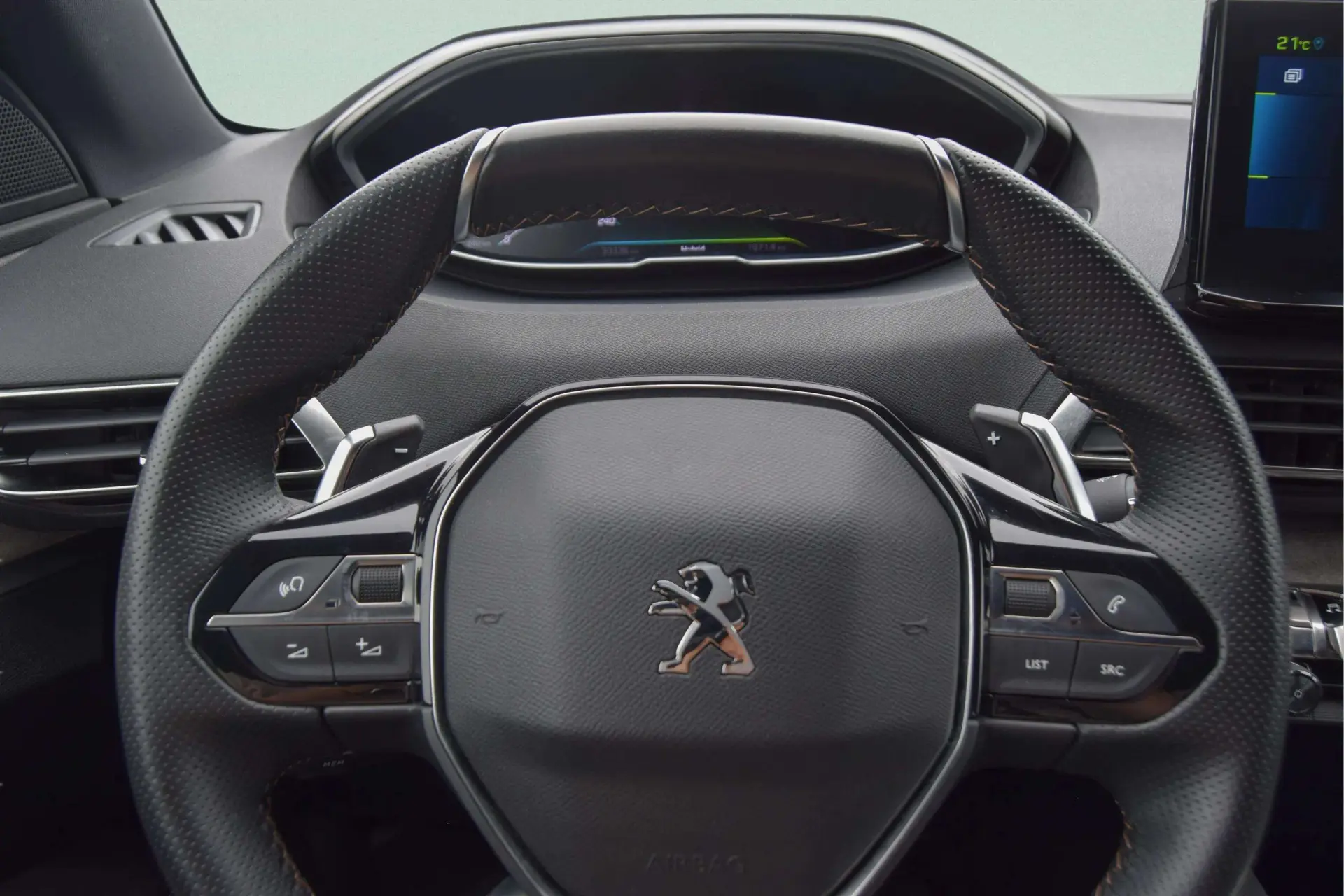 Peugeot 3008 1.6 Hybrid GT e-EAT8 14