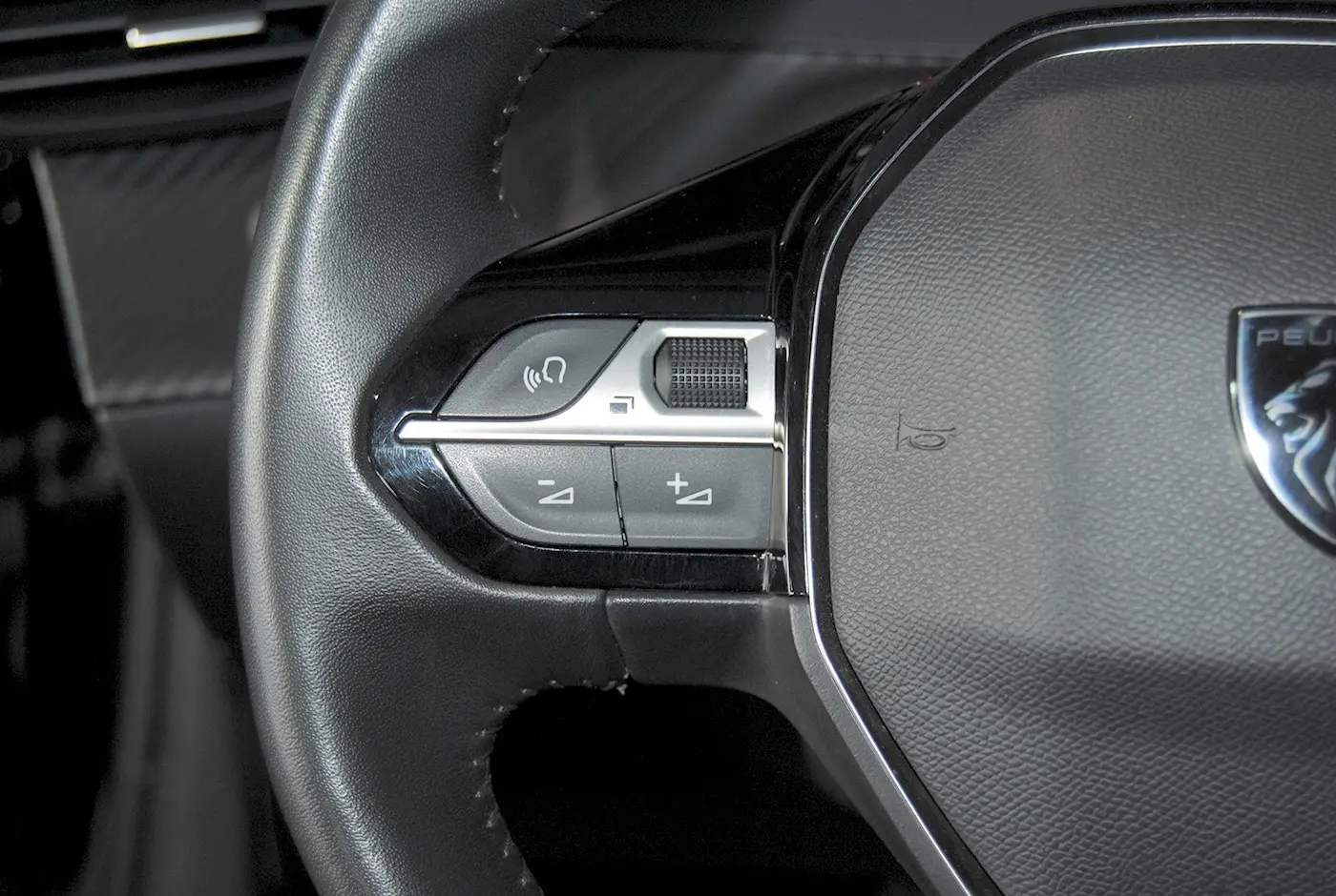 Peugeot 208 1.2 PureTech Active Pack 18