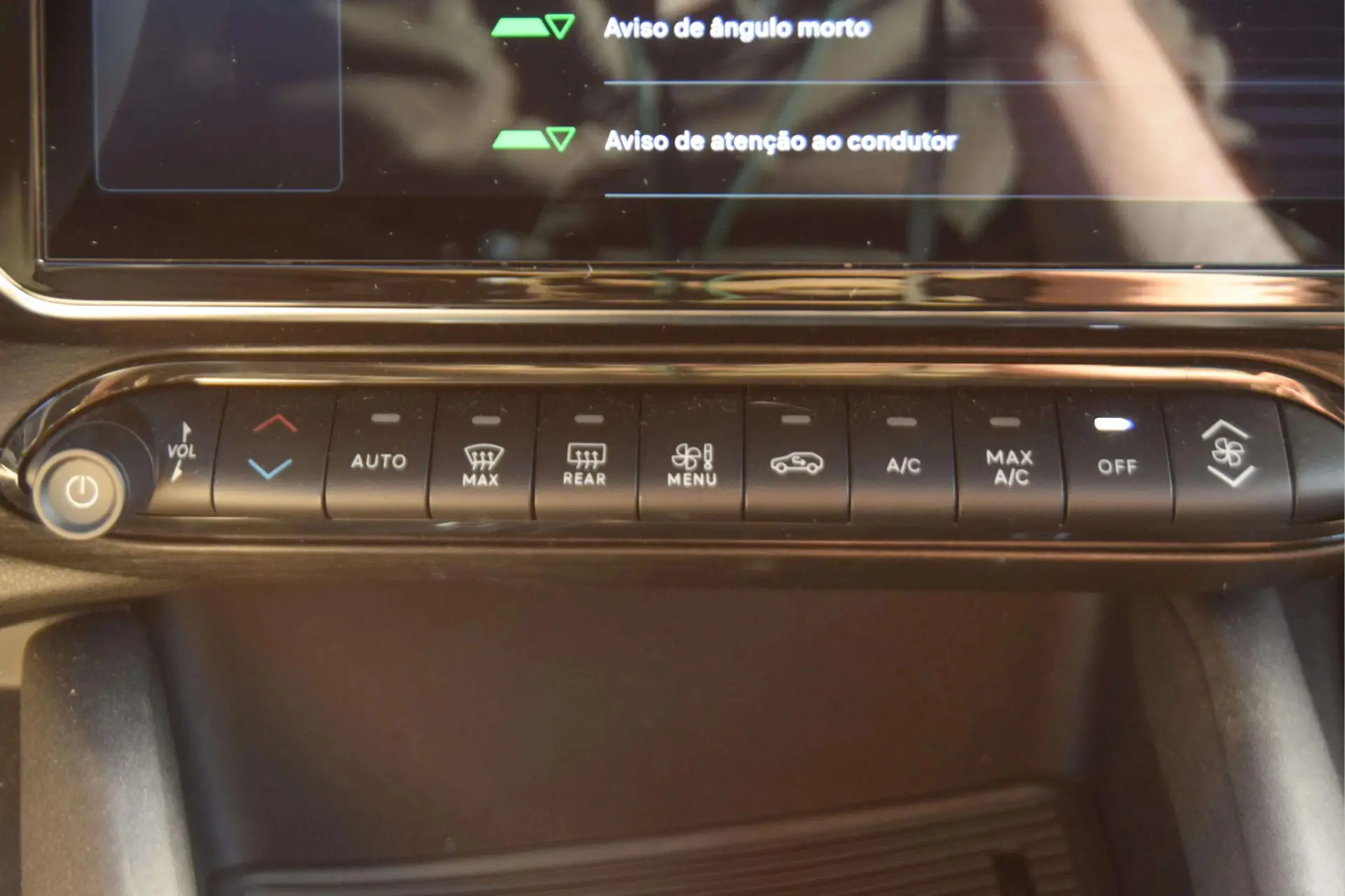 Alfa Romeo Junior 1.2 Speciale eDCT6 11