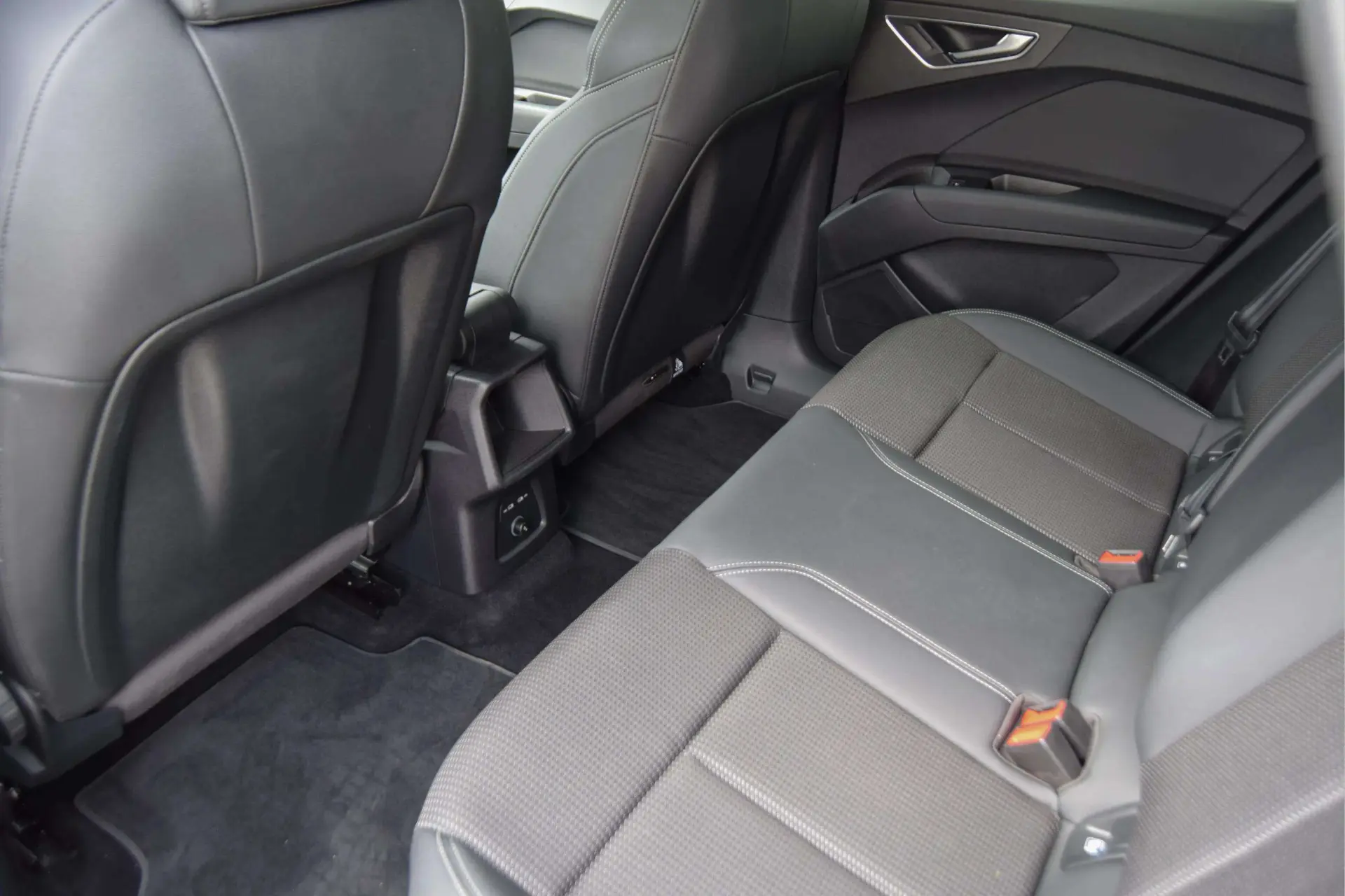 Audi Q4 e-tron 45 82 kWh SE S-Line Plus 30