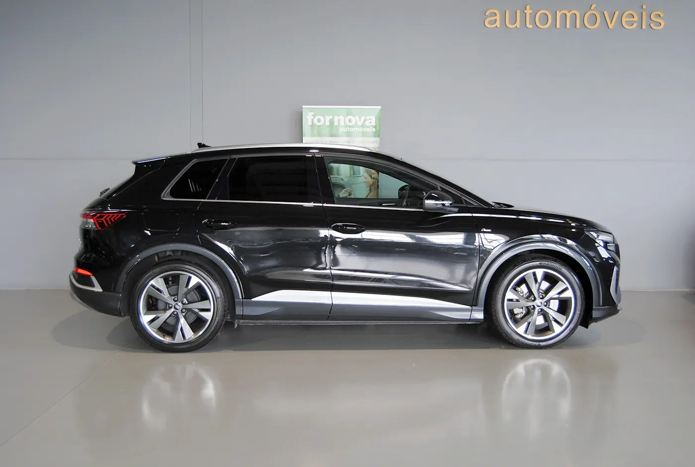 Audi Q4 e-tron 45 82 kWh SE S-Line Plus 4