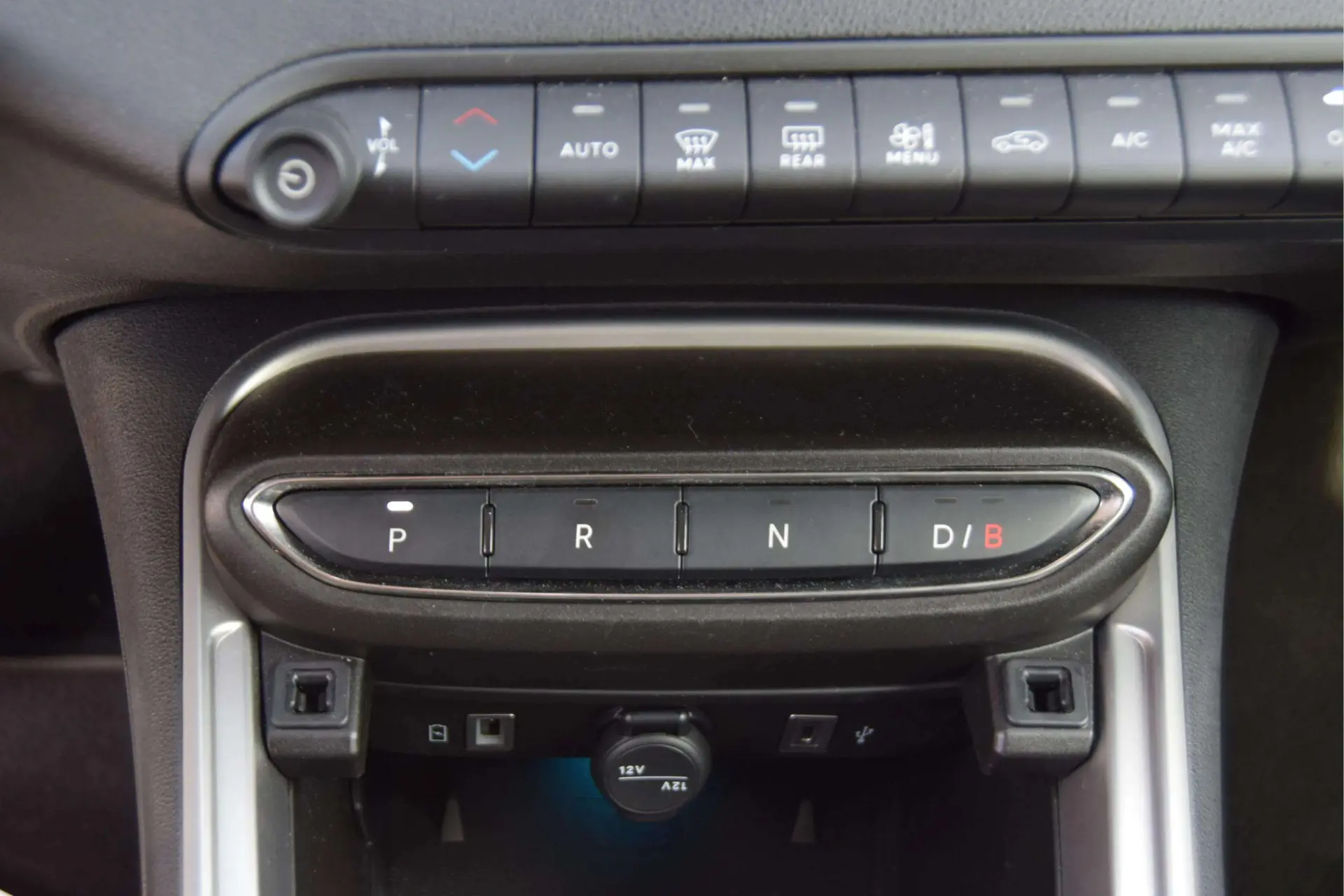 Jeep Avenger 54 kWh Summit 30