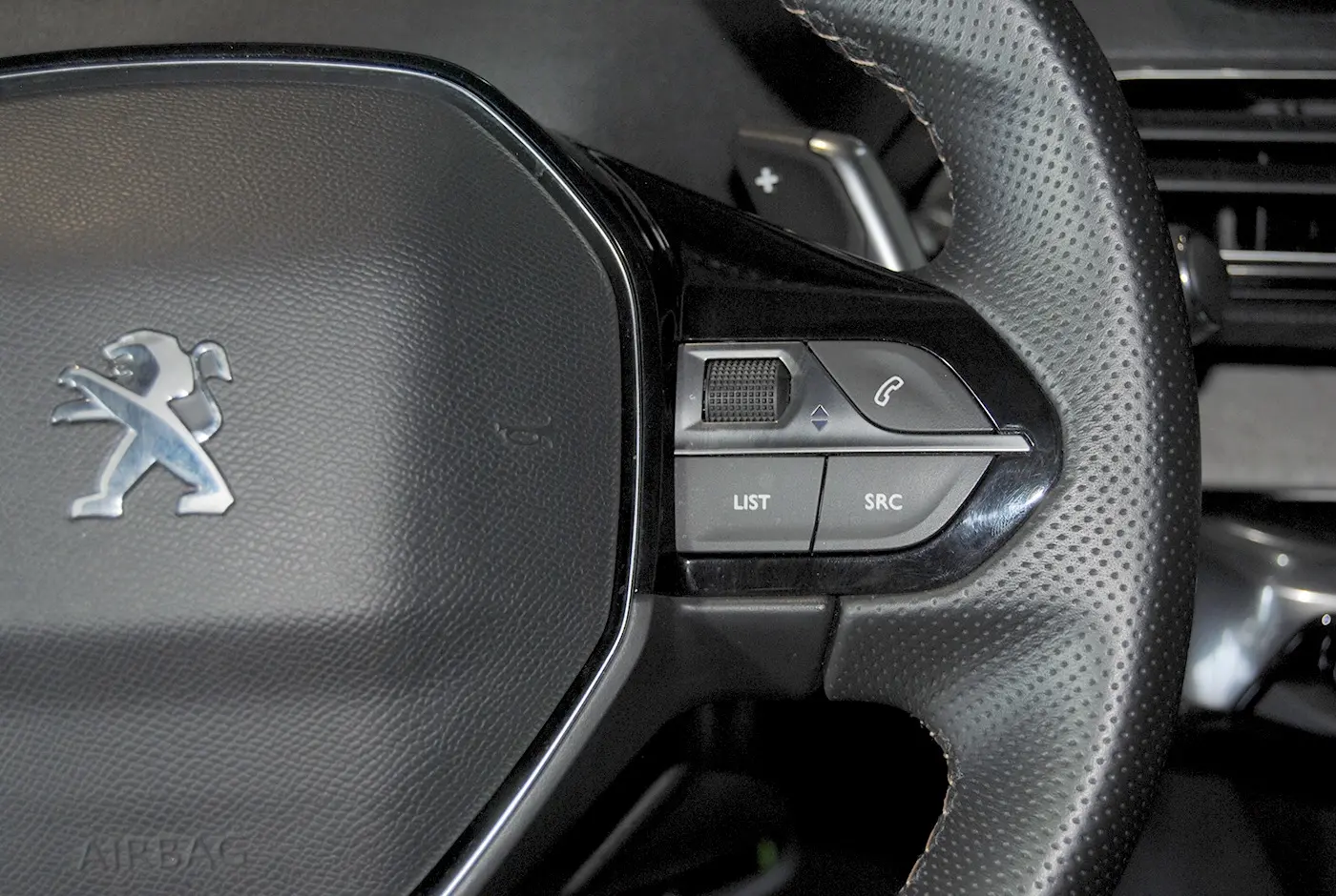 Peugeot 3008 1.6 Hybrid GT e-EAT8 27