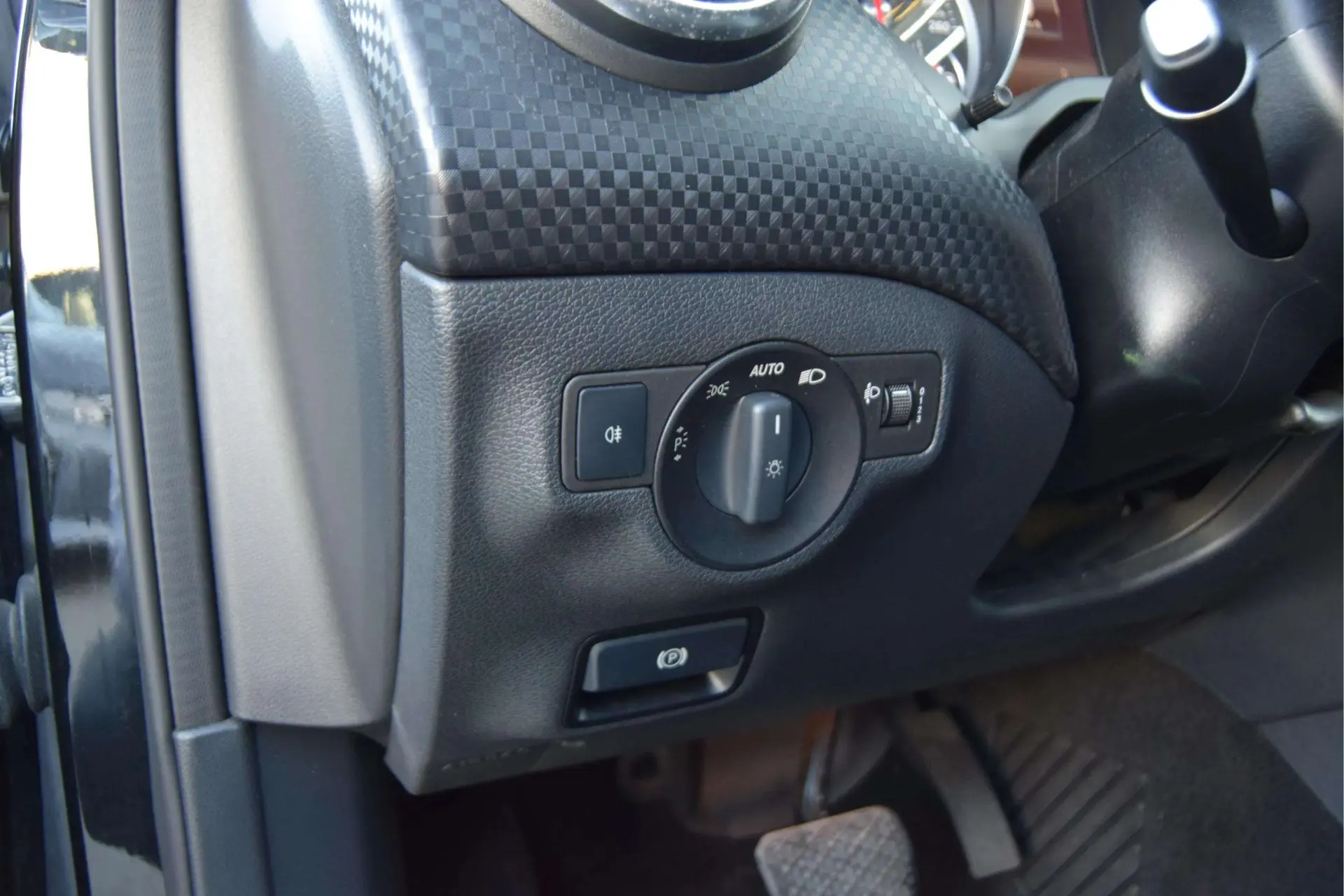 Mercedes-Benz A 180 D URBAN AUTO 10