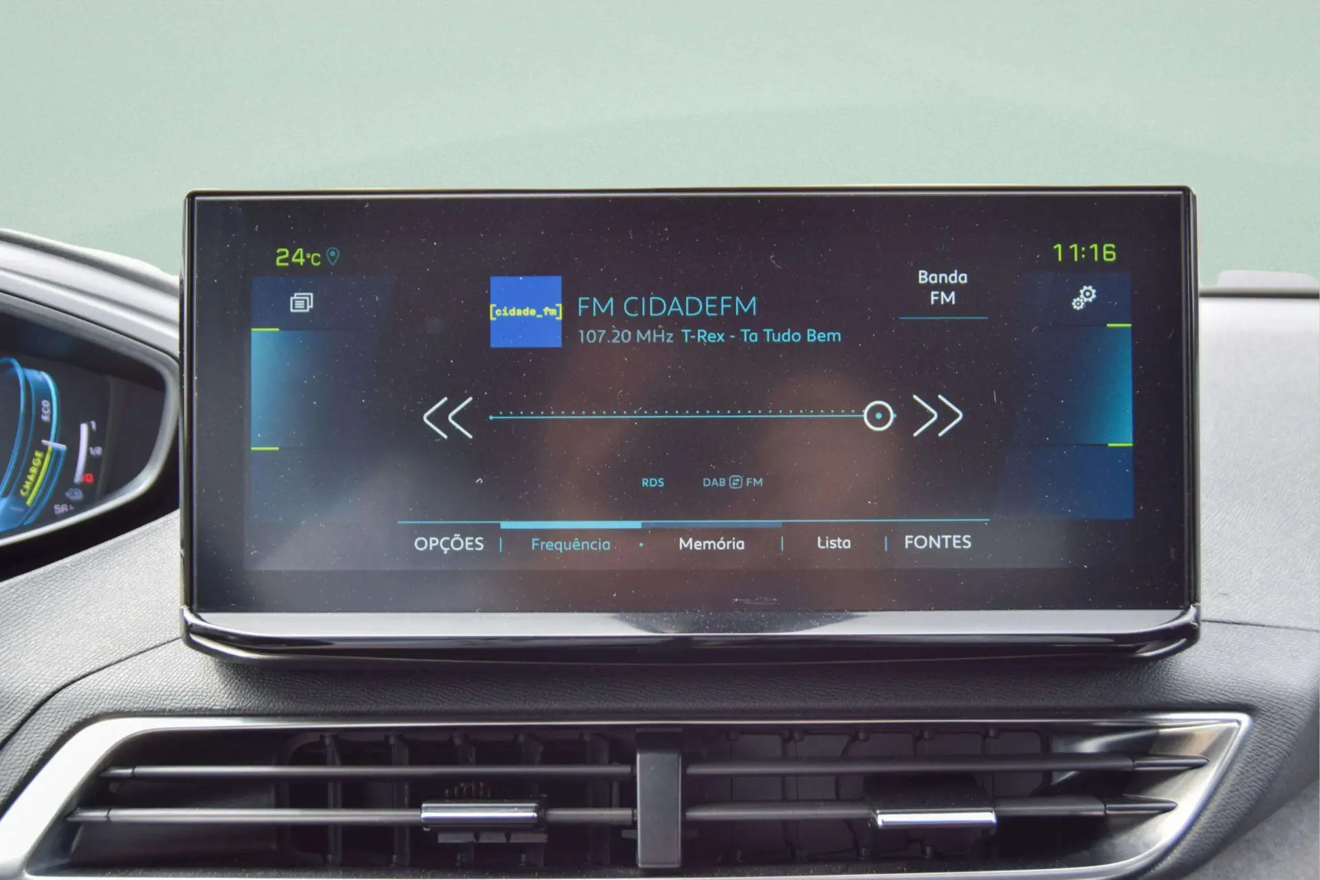 Peugeot 3008 1.6 Hybrid GT e-EAT8 23