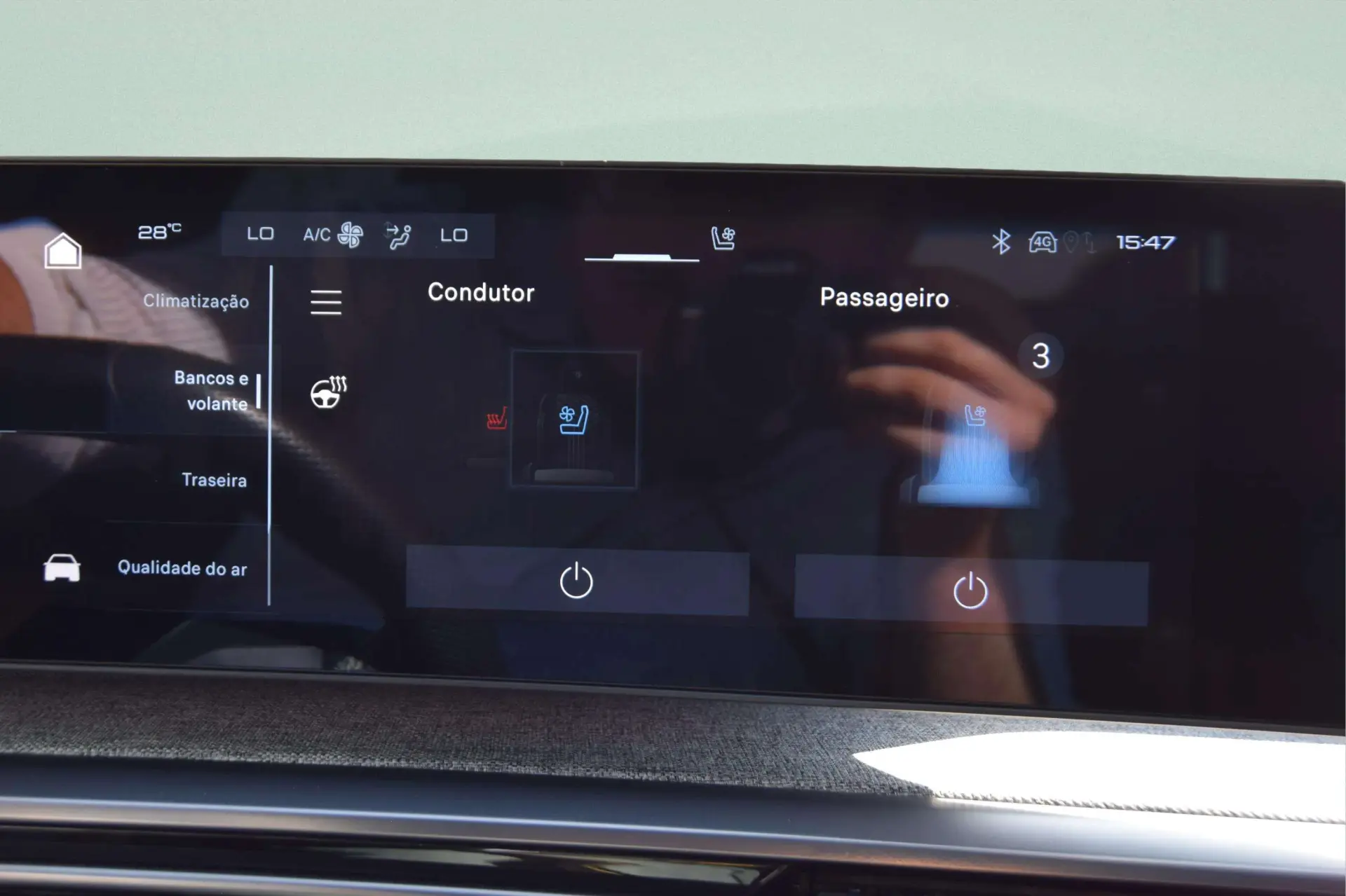 Peugeot E-5008 73 kWh GT 16