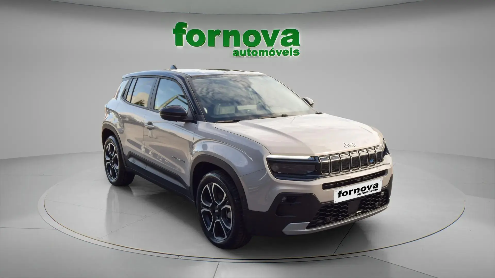 Jeep Avenger 54 KWh Summit 1