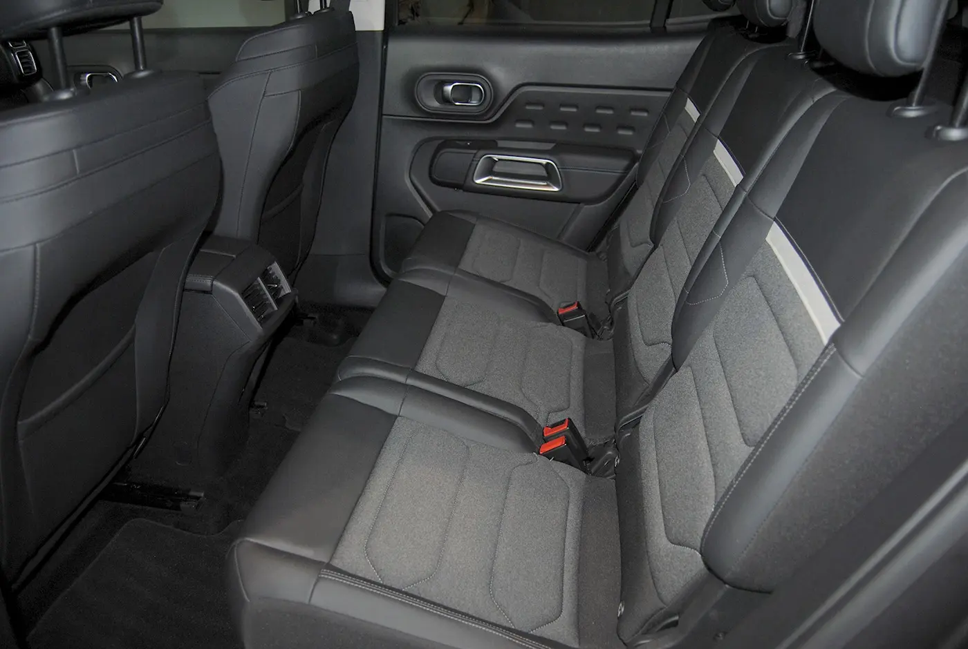 Citroen C5 Aircross 1.2 PureTech C-Series 18