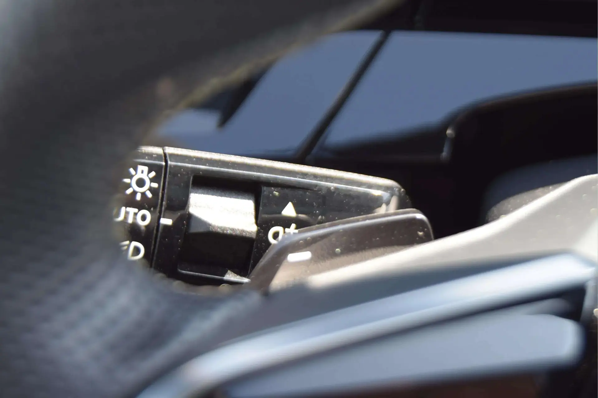 Peugeot E-5008 73 kWh GT 11