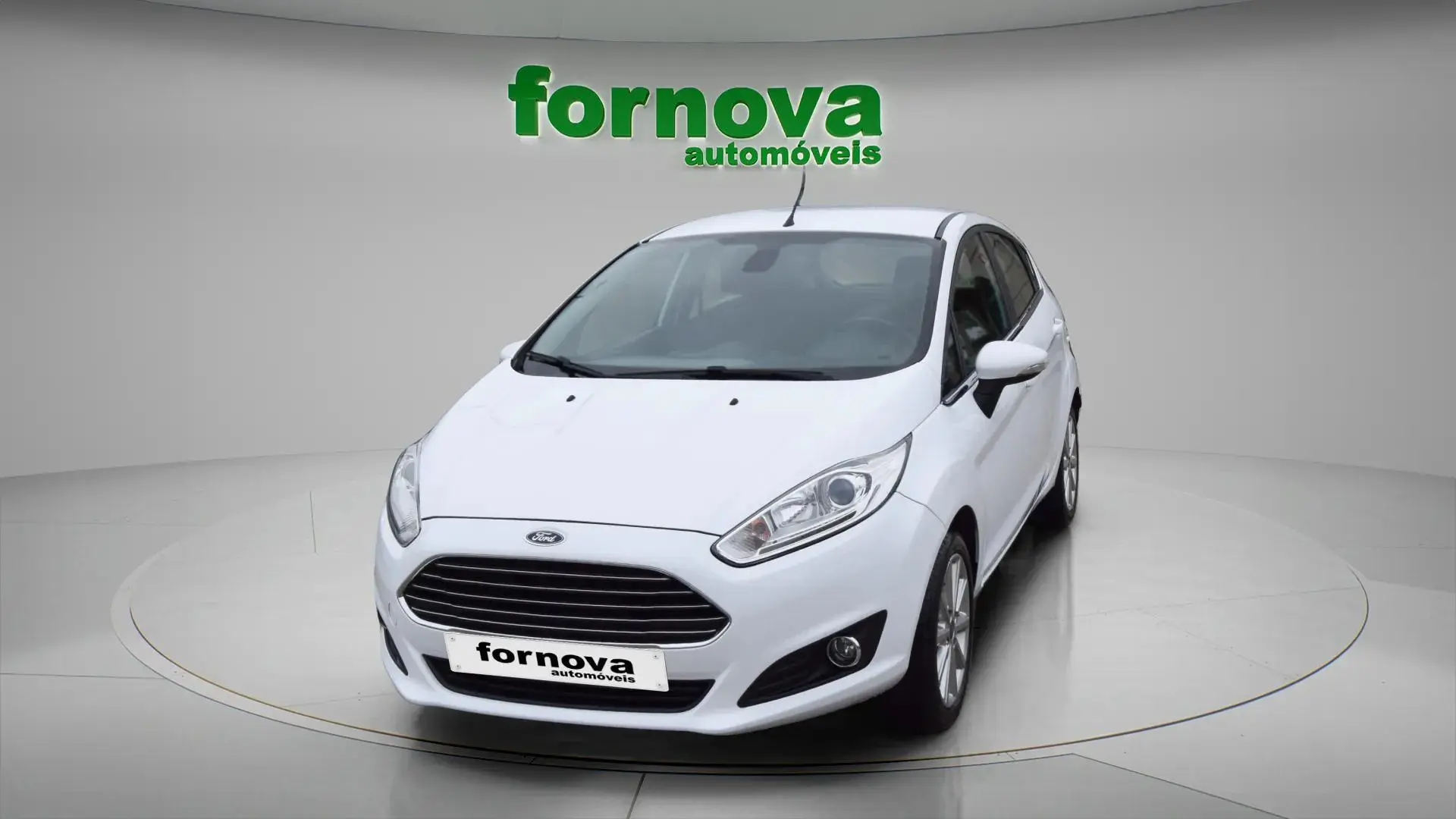 Ford Fiesta 1.5 TDCi Titanium 4