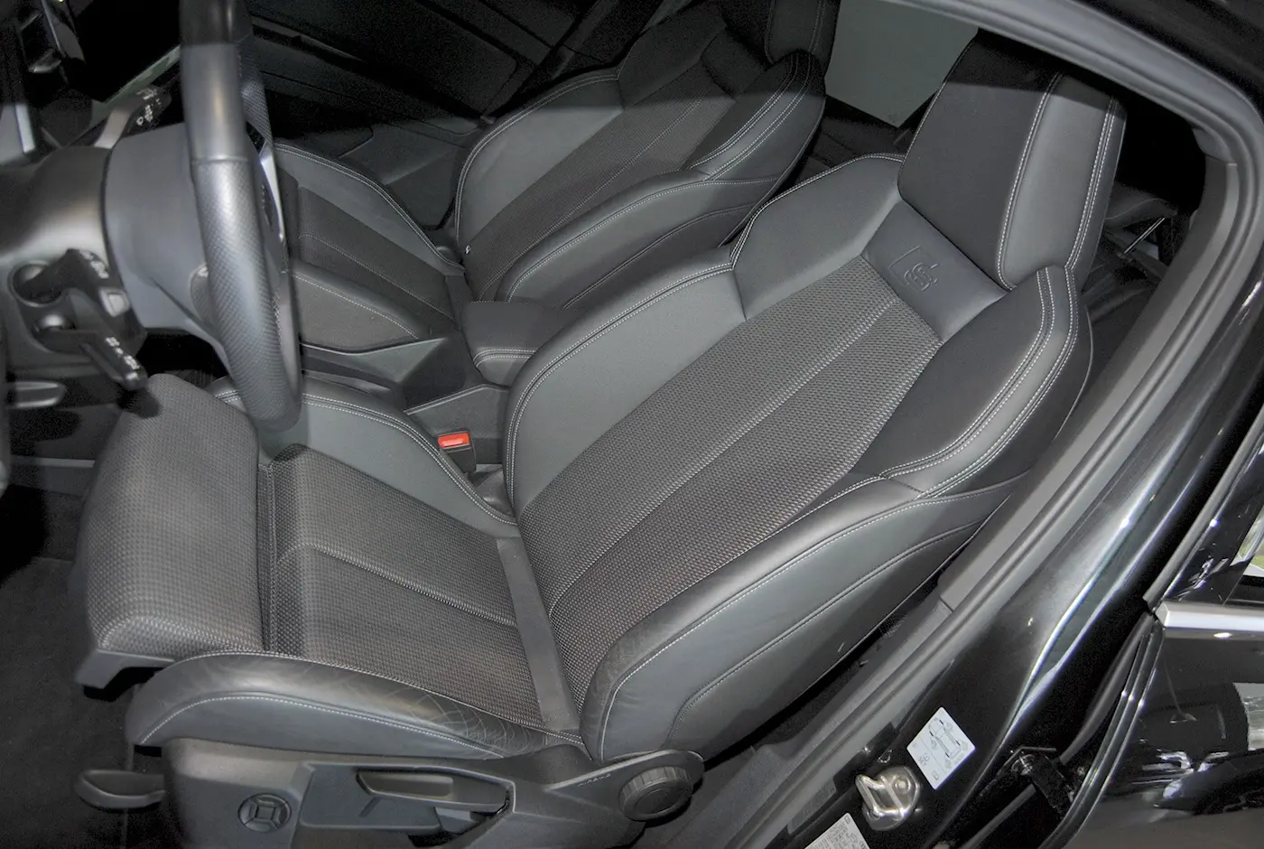 Audi Q4 e-tron 45 82 kWh SE S-Line Plus 23