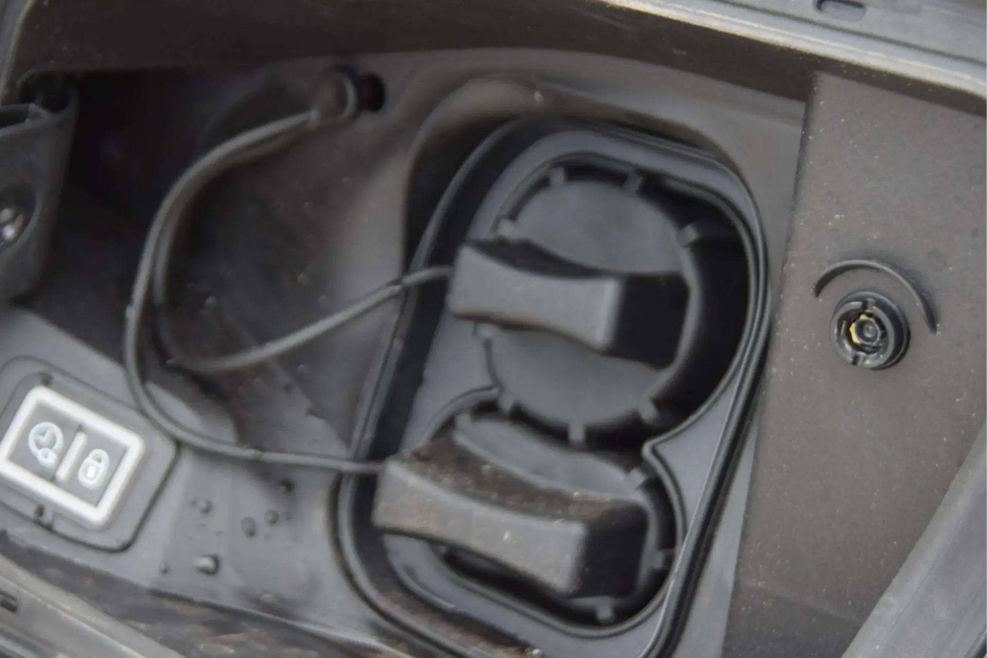 Jeep Avenger 54 kWh Summit 17