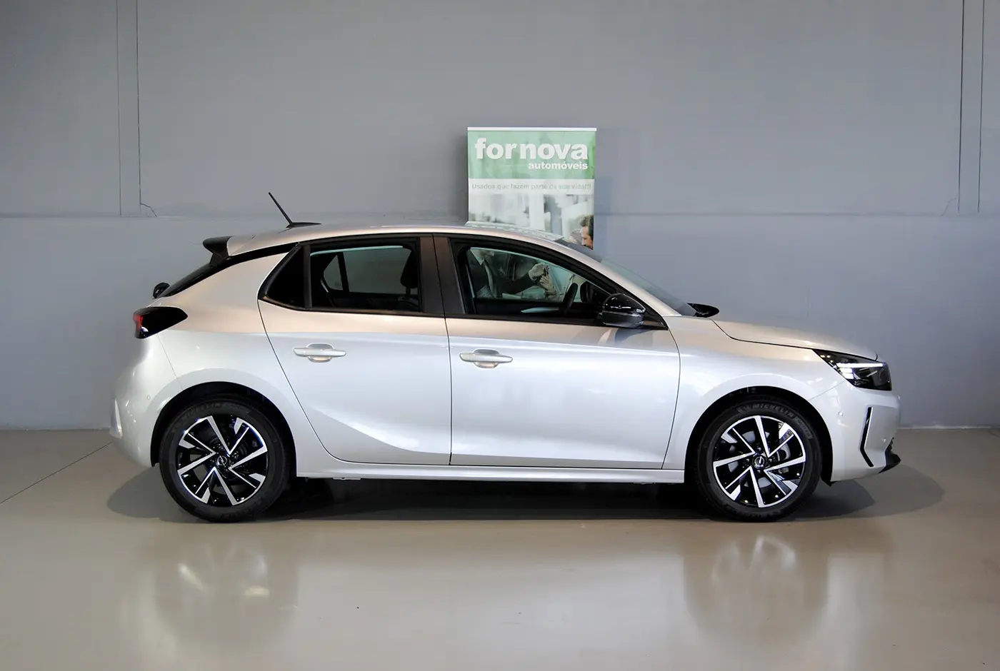 Opel Corsa 1.2 T Edition 5