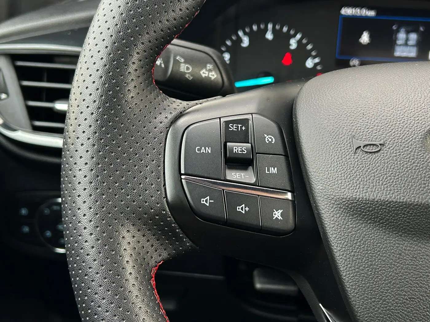 Ford Fiesta 1.0 EcoBoost ST-Line 29